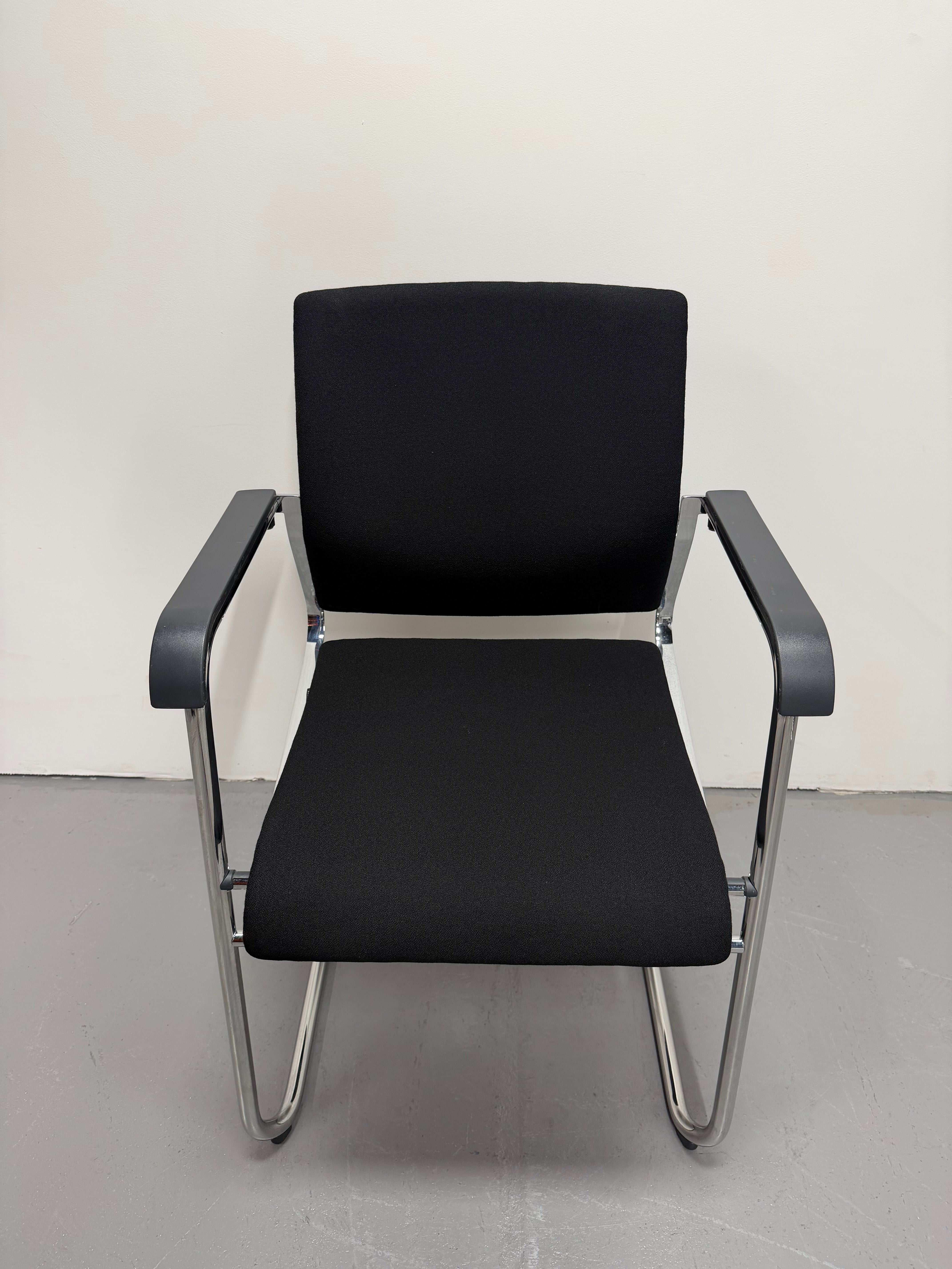 Wilkhahn 287/81 Modus Conference Room Cantilever Chair - Black