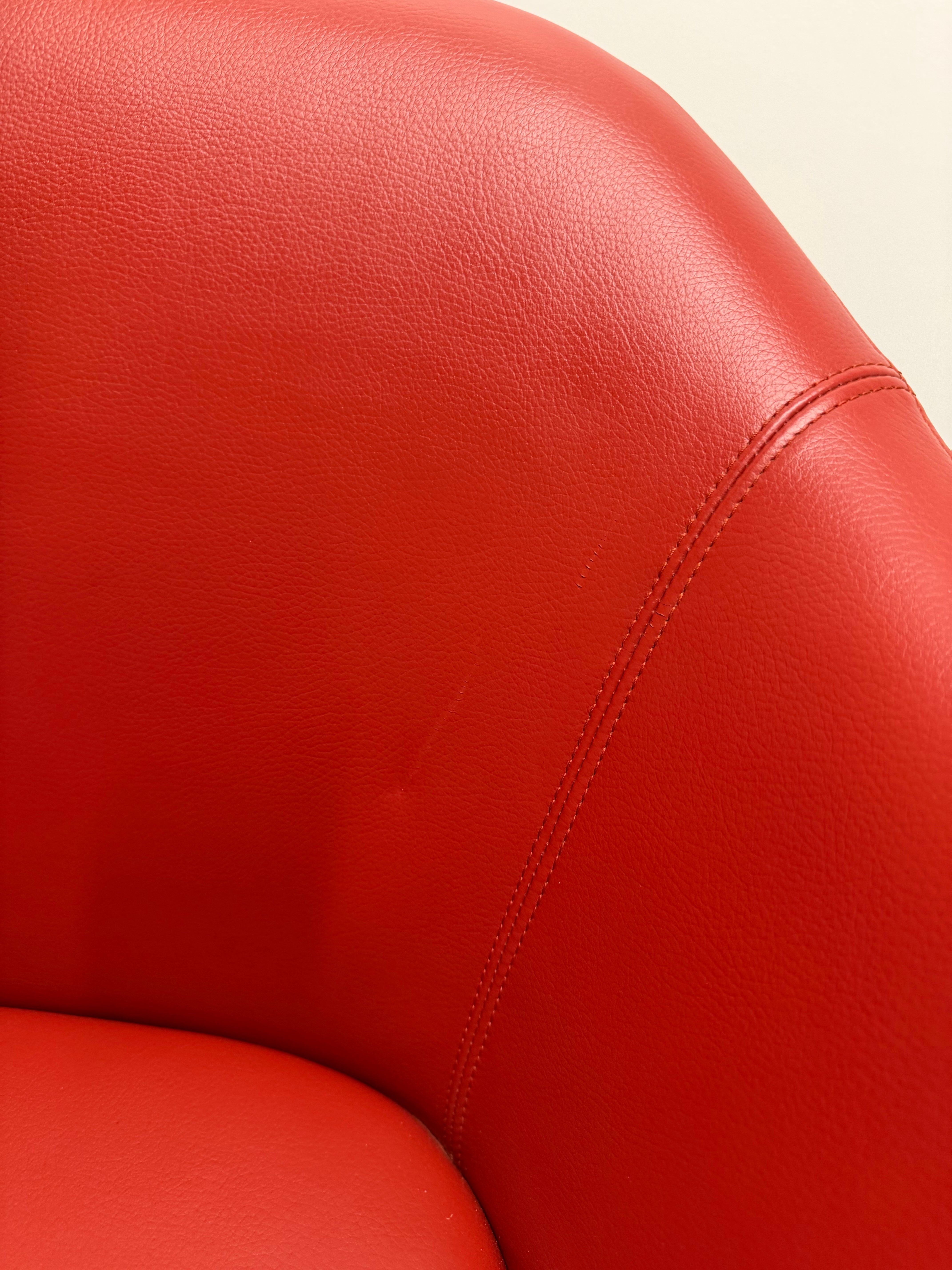 Walter Knoll Turtle Chair – Red Leather