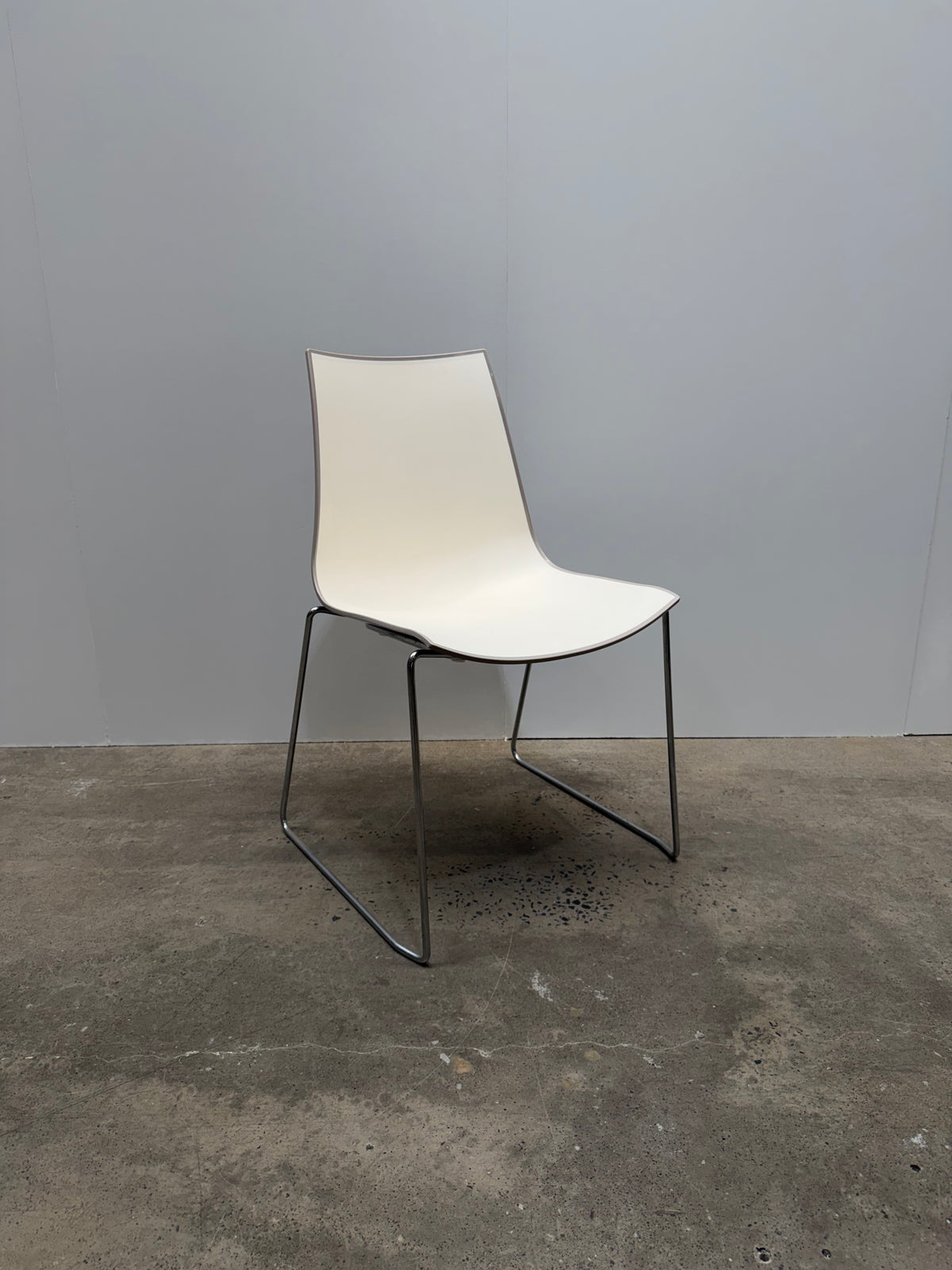 Pedrali Tweet 894 Sled Chair by Marc Sadler – White & Grey, Chrome – view 2 – pre-owned