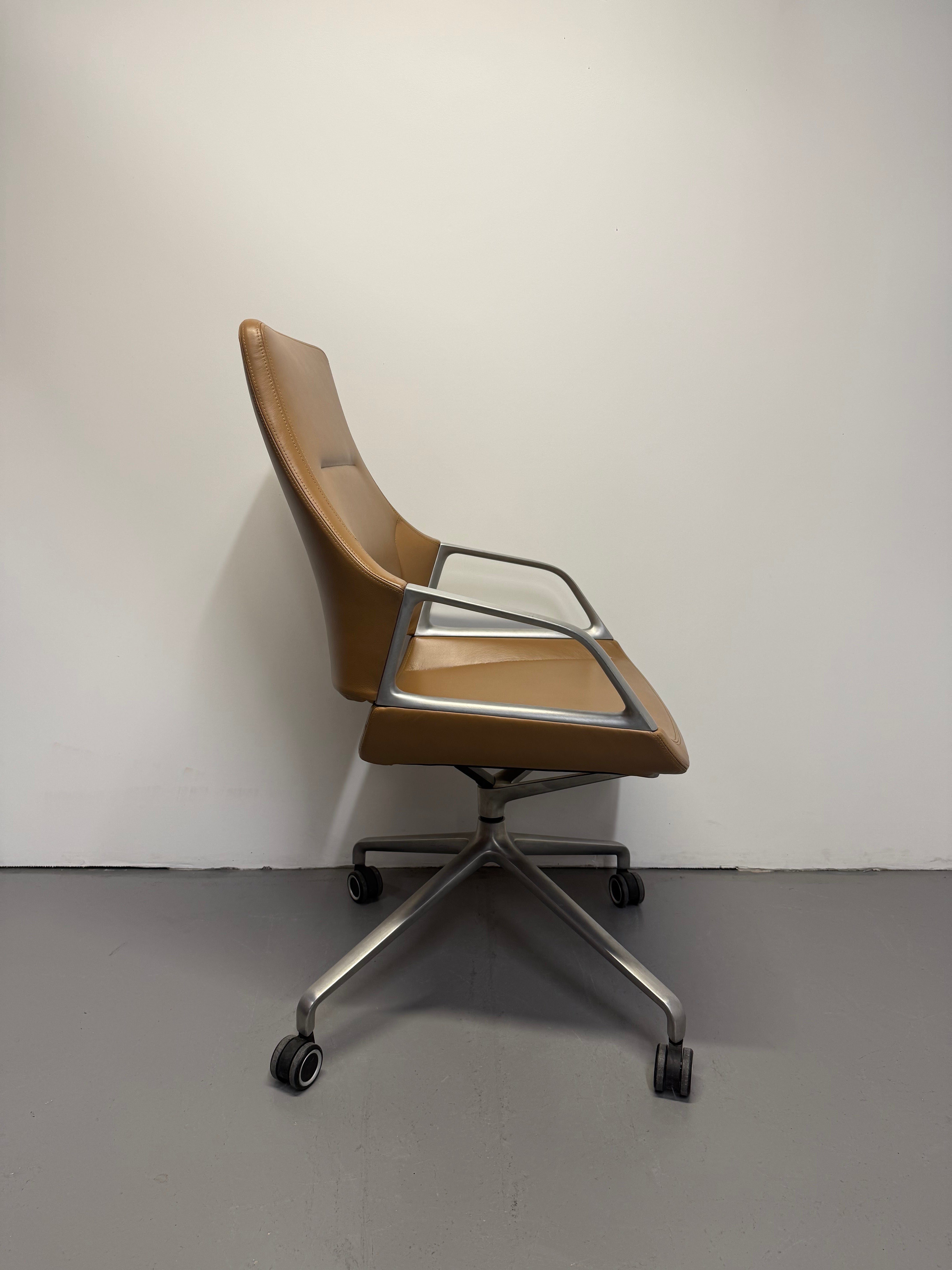 Wilkhahn Graph 301/5 Medium Back Conference Chair by Jehs + Laub – Reindeer Tan Leather