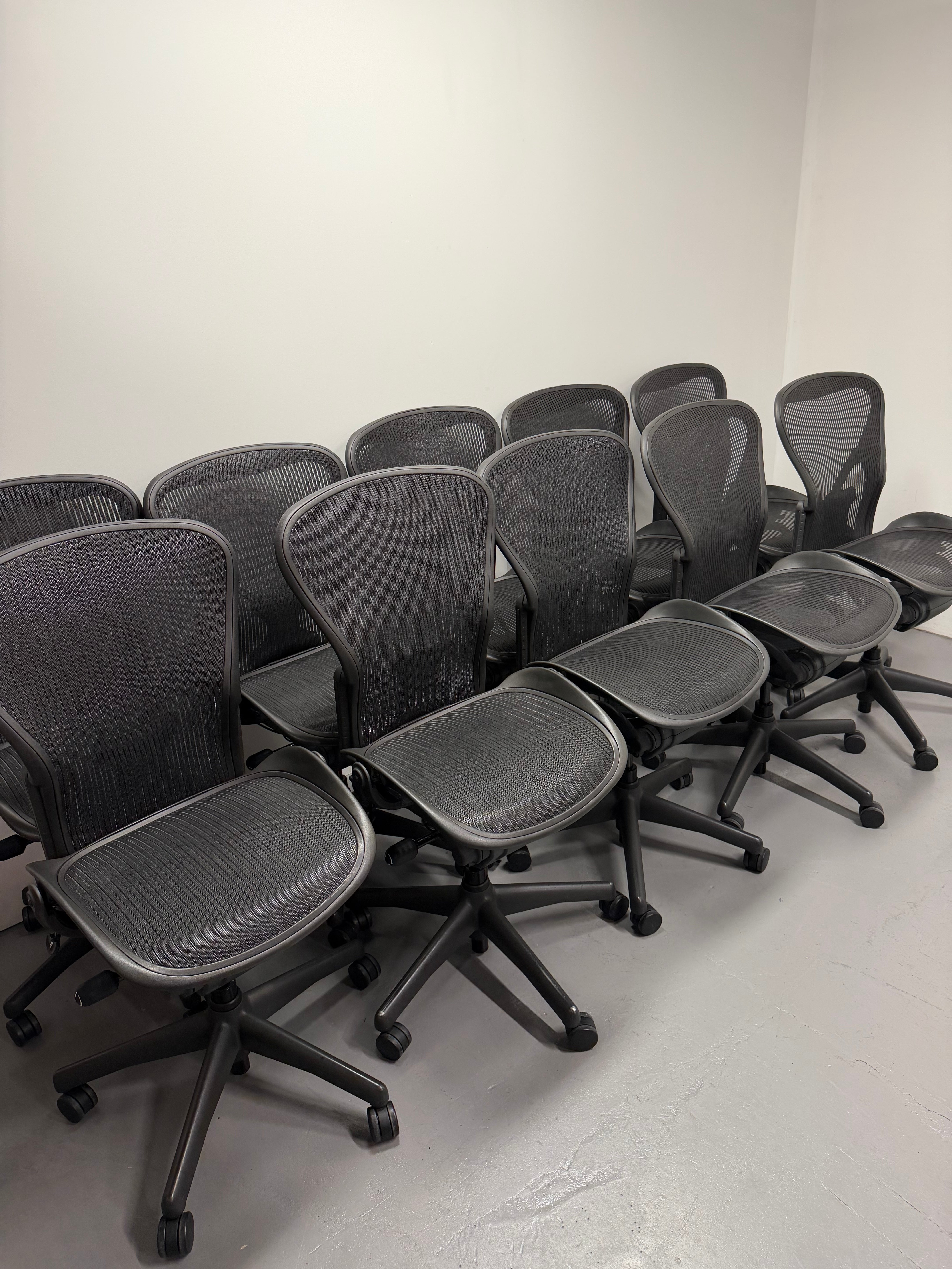 Herman Miller Aeron Classic – PostureFit Back Support, No Arms (Size B)
