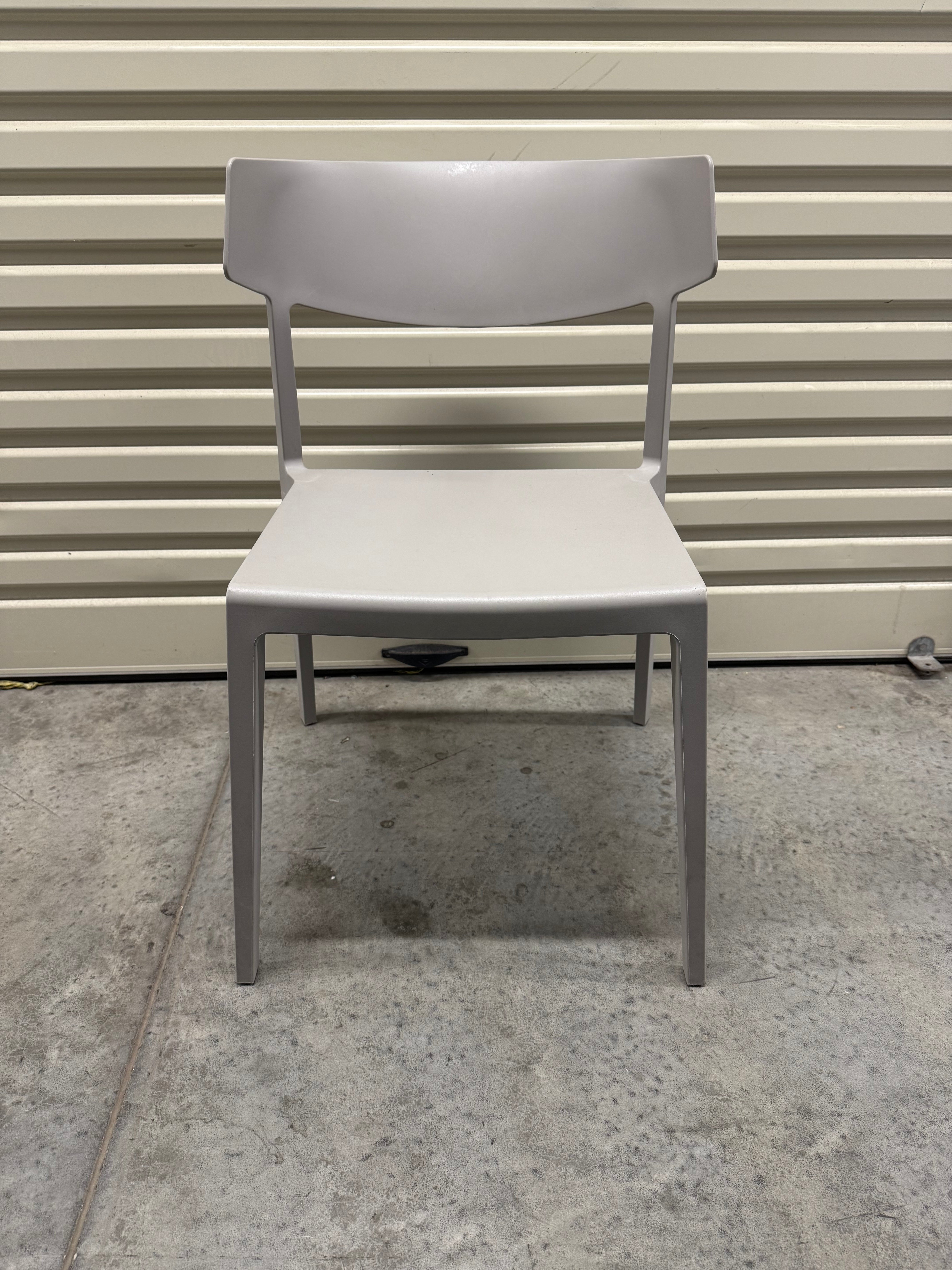 Actiu Wing Chair – Modern Grey
