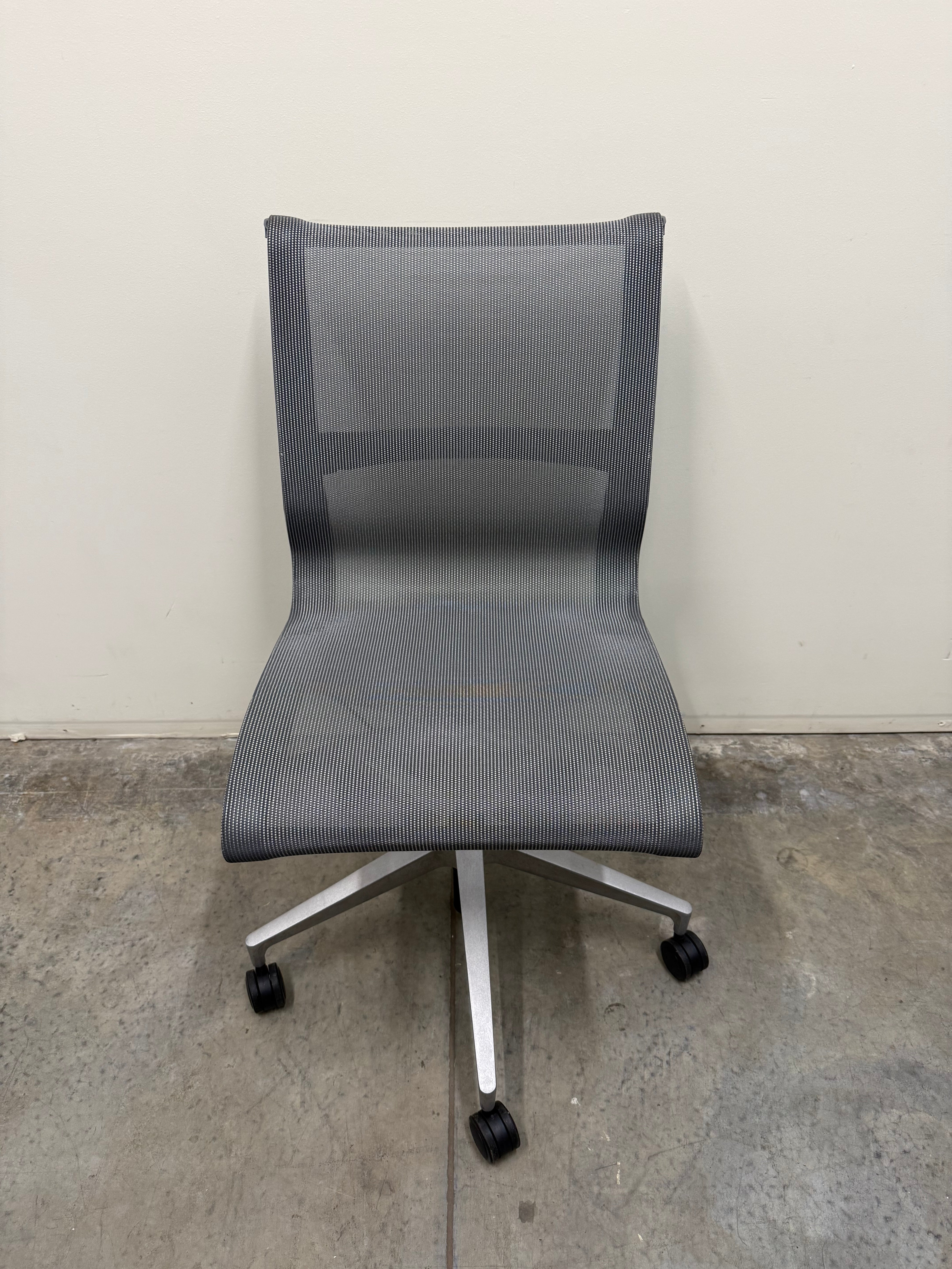 Herman Miller Setu Chair – Armless / Grey