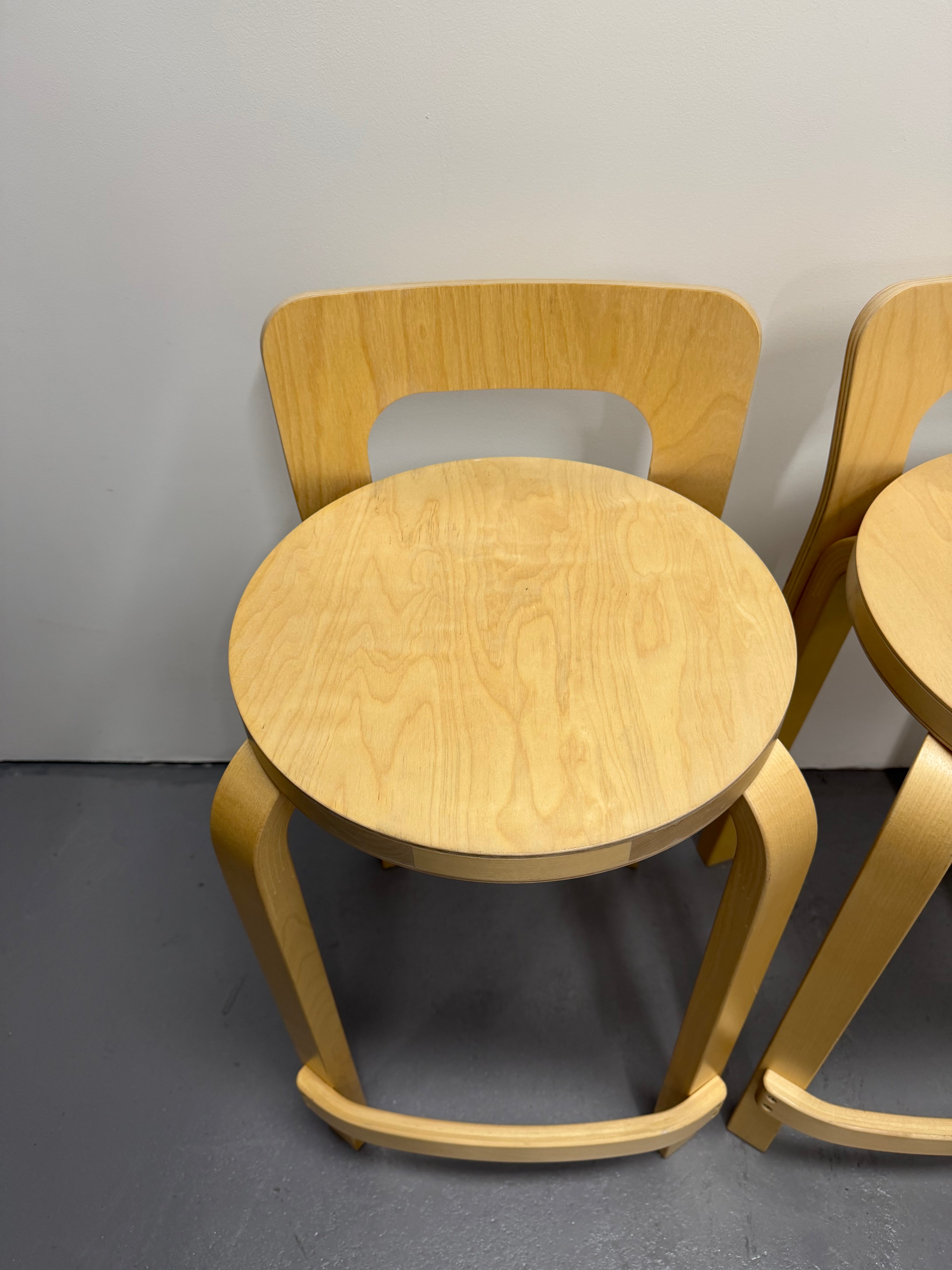 Artek Low Bar Stool K65 by Alvar Aalto – Natural Birch