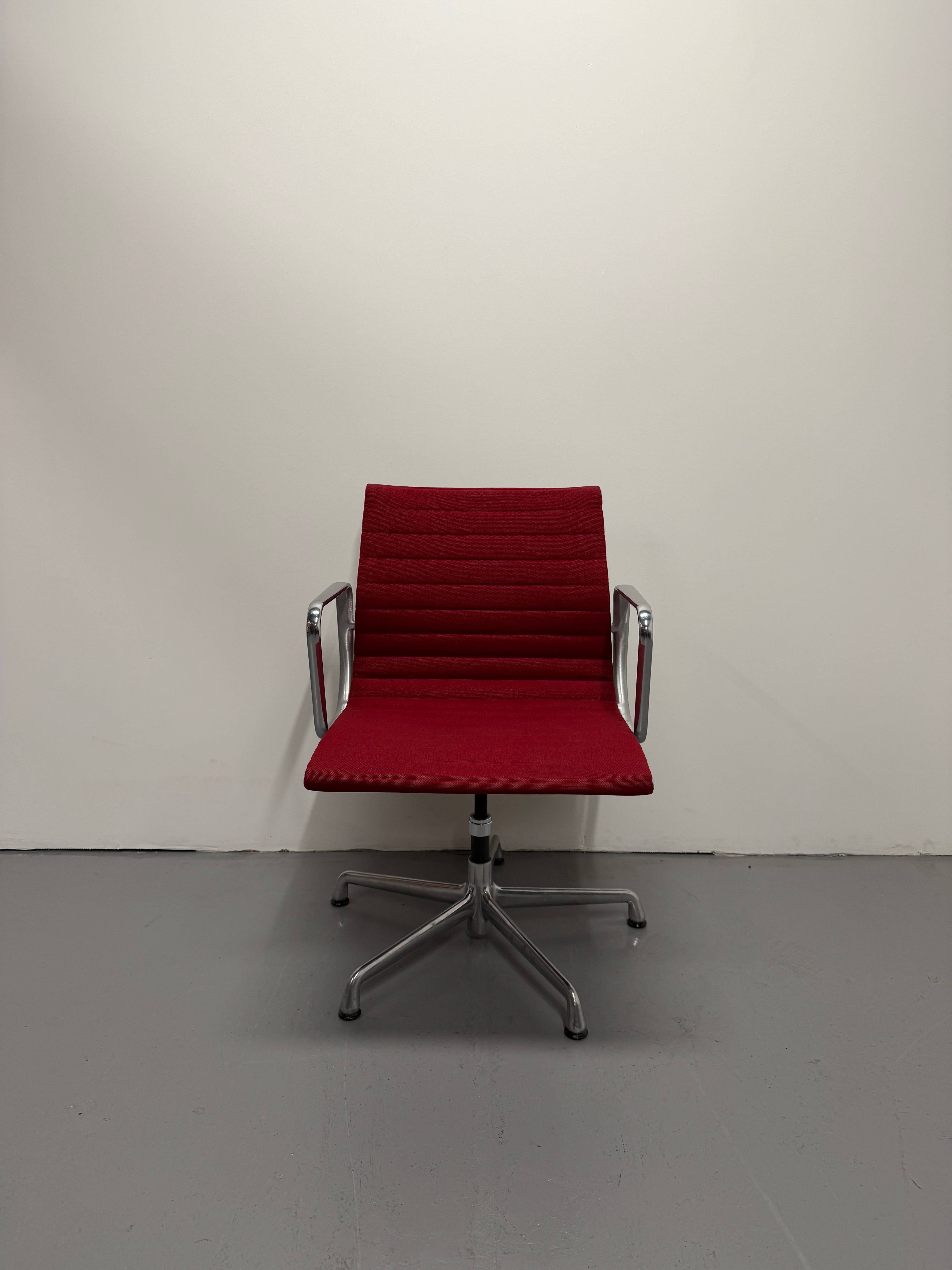 RARE Herman Miller Eames Aluminum Group Management Chair - 50th Anniversary Edition
