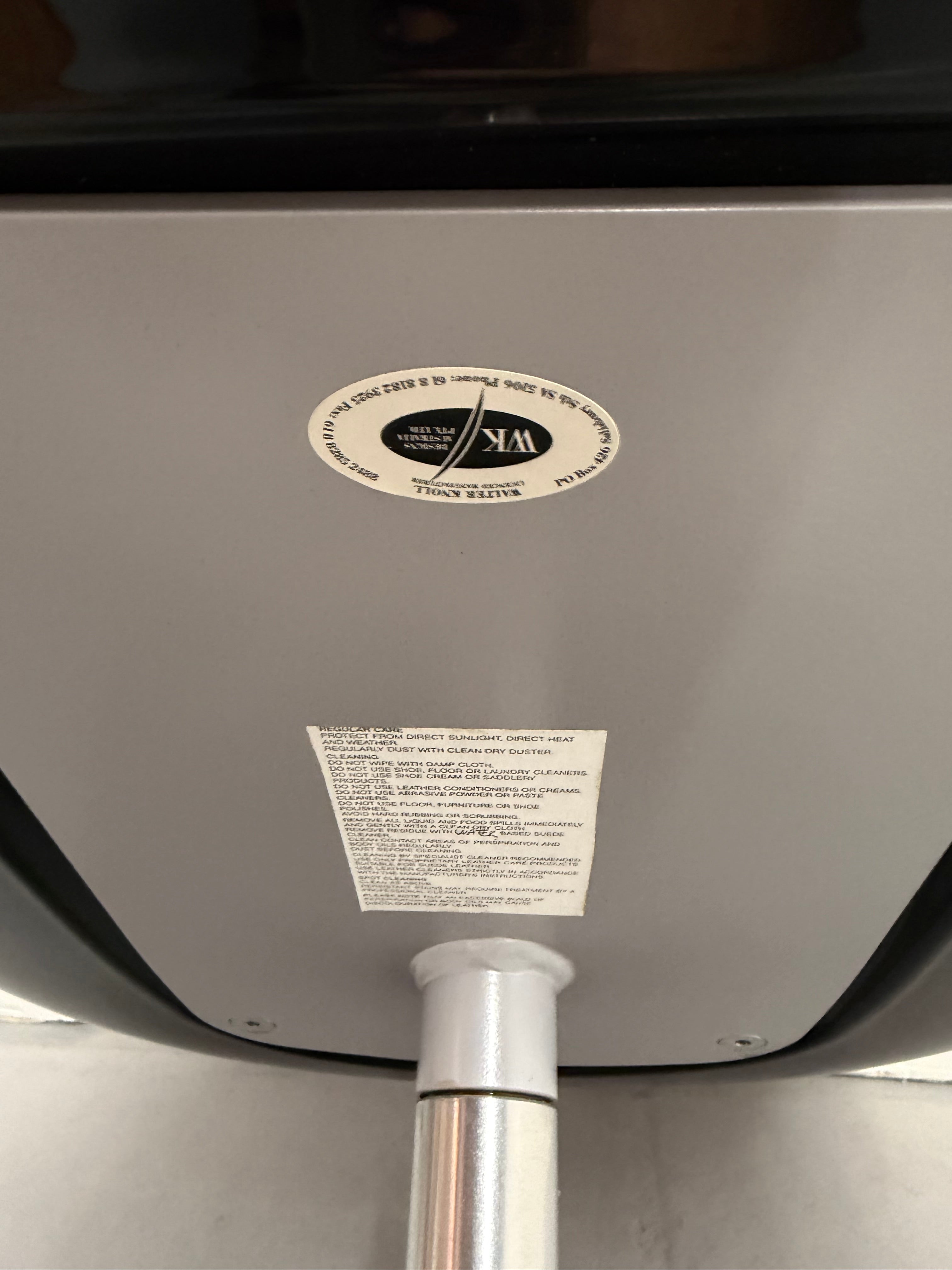 Walter Knoll Turtle Chair – Red Leather