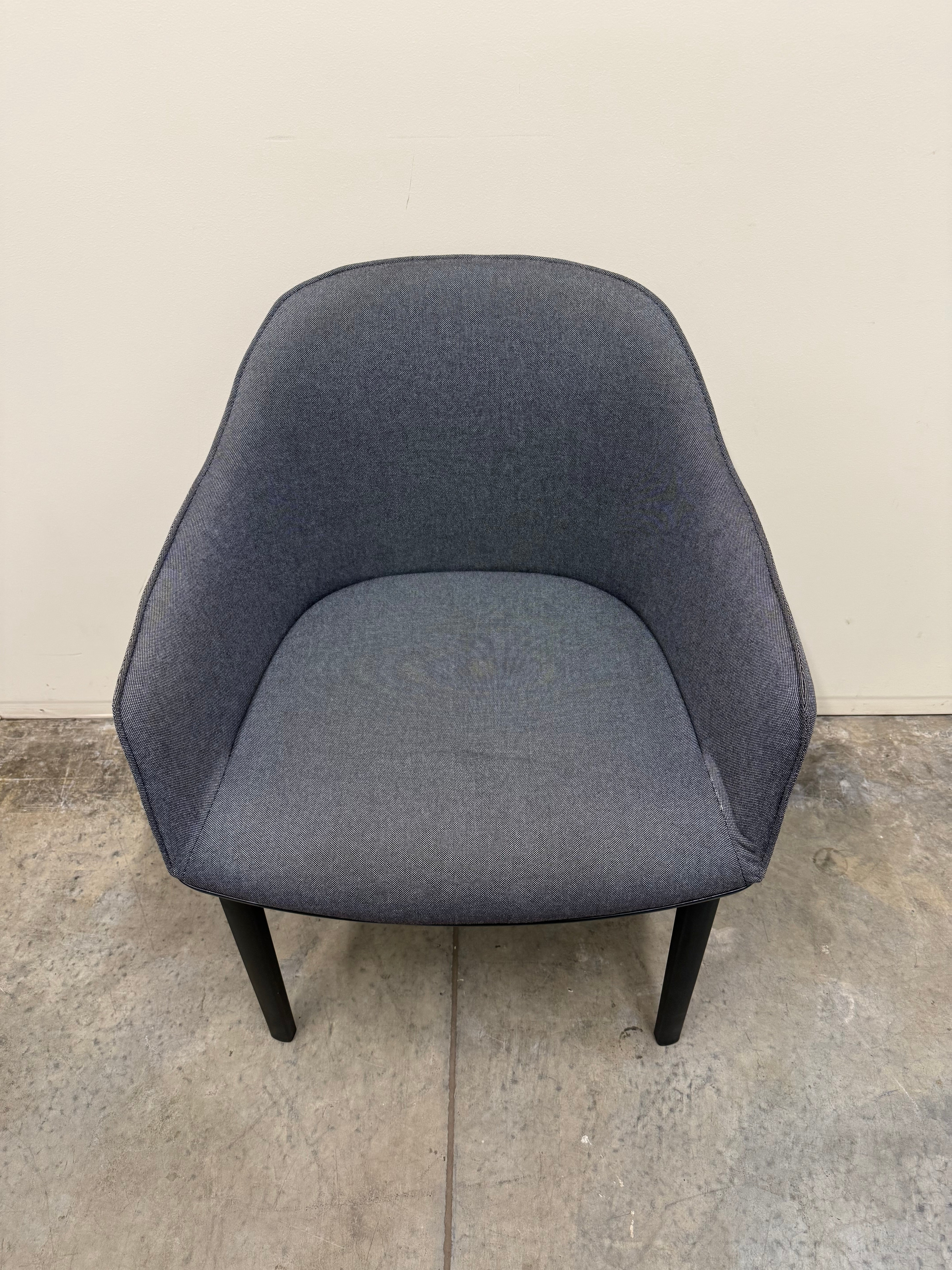 Vitra Softshell Chair – 4-Leg Base in Grey Fabric