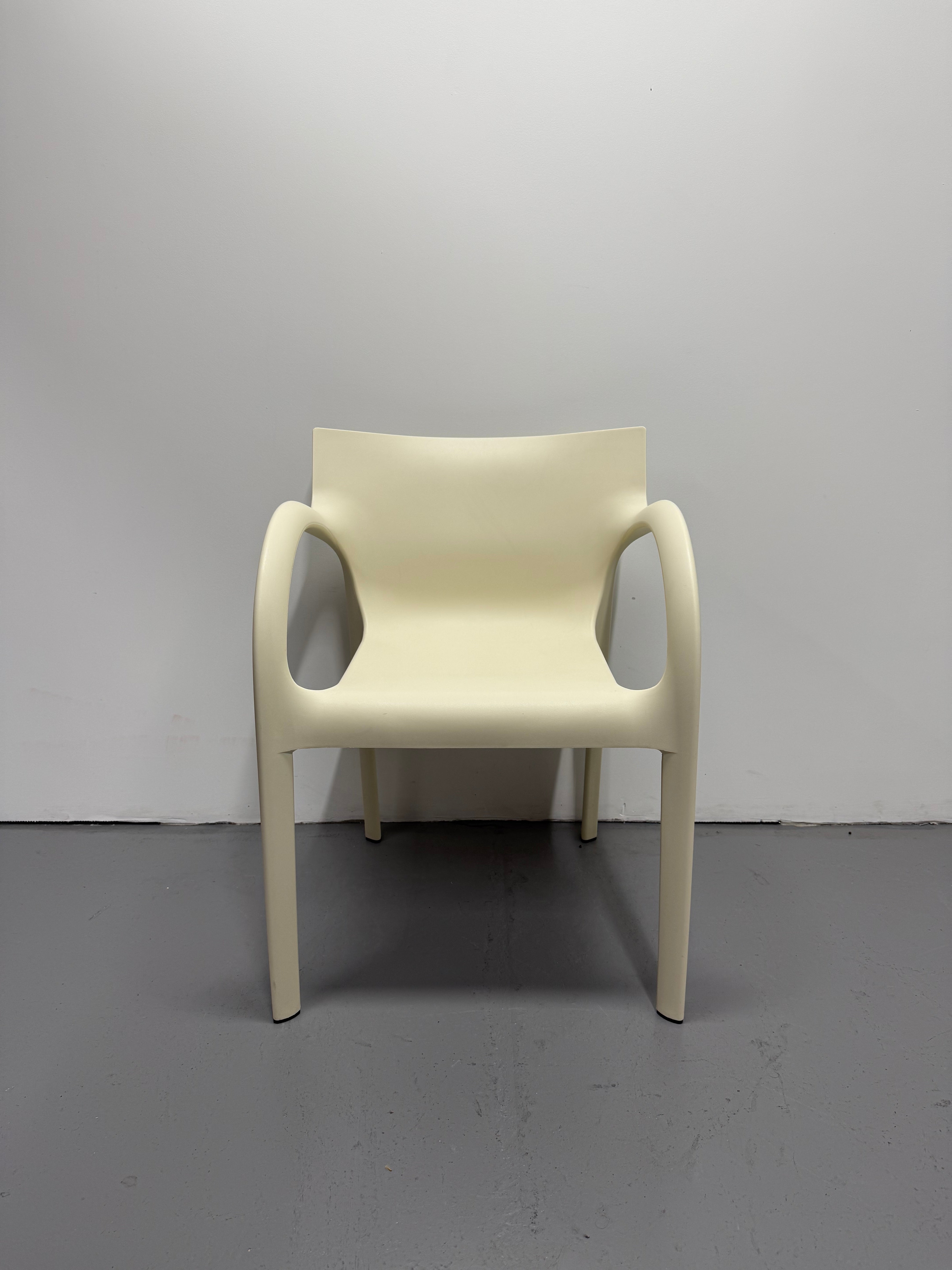 Segis Poppy Star Outdoor Chair – White (4-Leg Base)