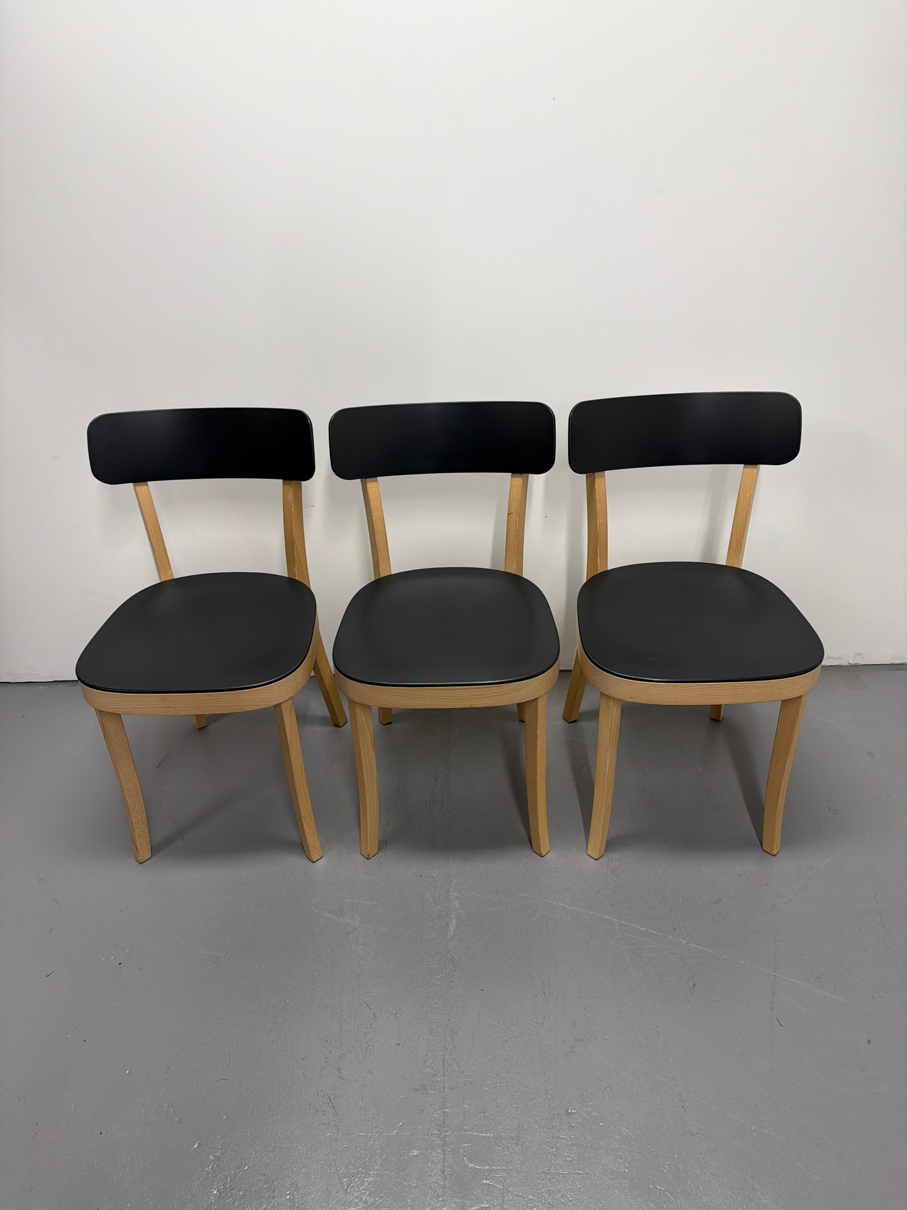 Vitra Basel Chair by Jasper Morrison – Black & Natural Wood