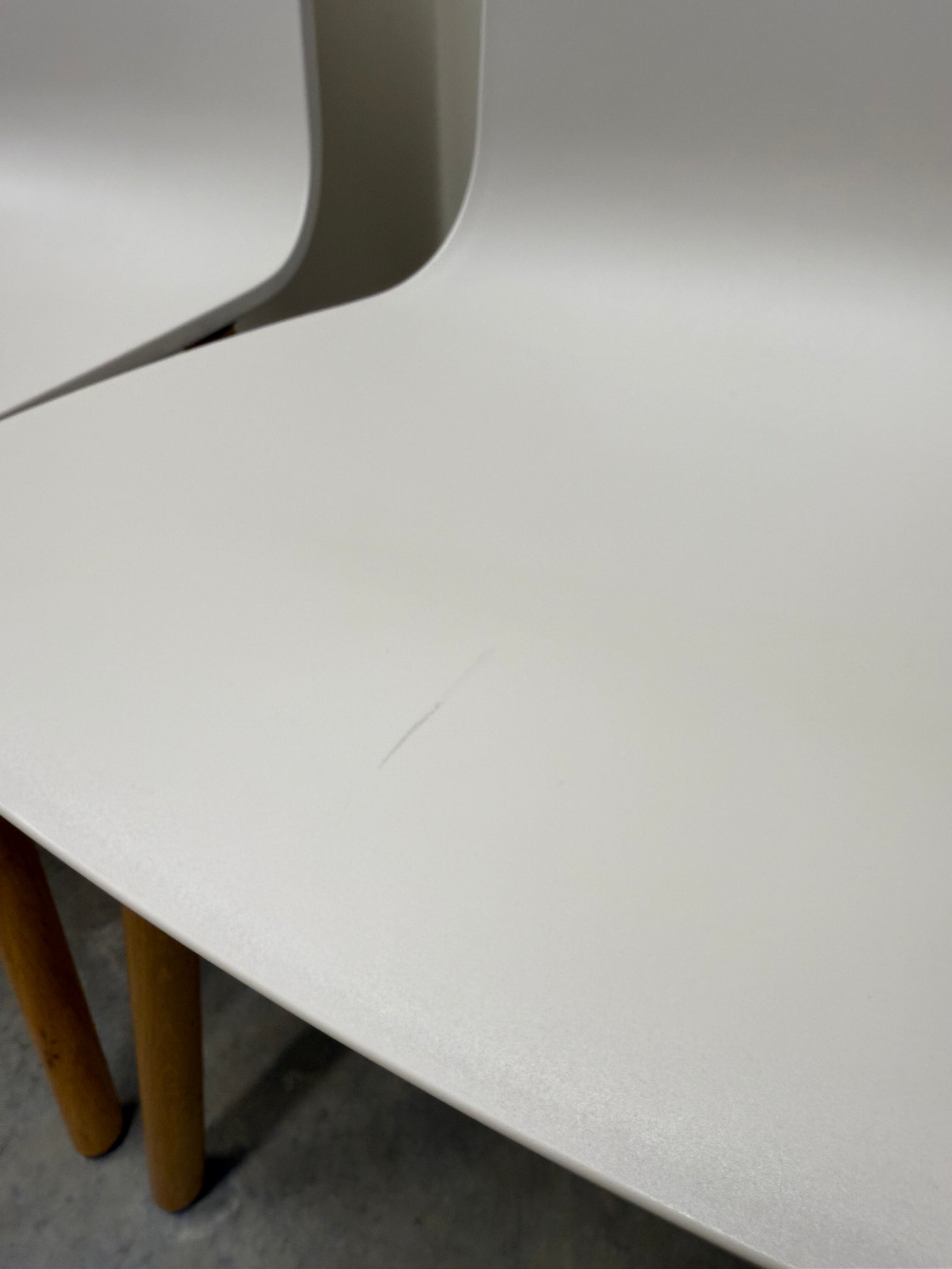 Vitra HAL Wood Chair – Very Light Grey Seat with Oak Legs by Jasper Morrison