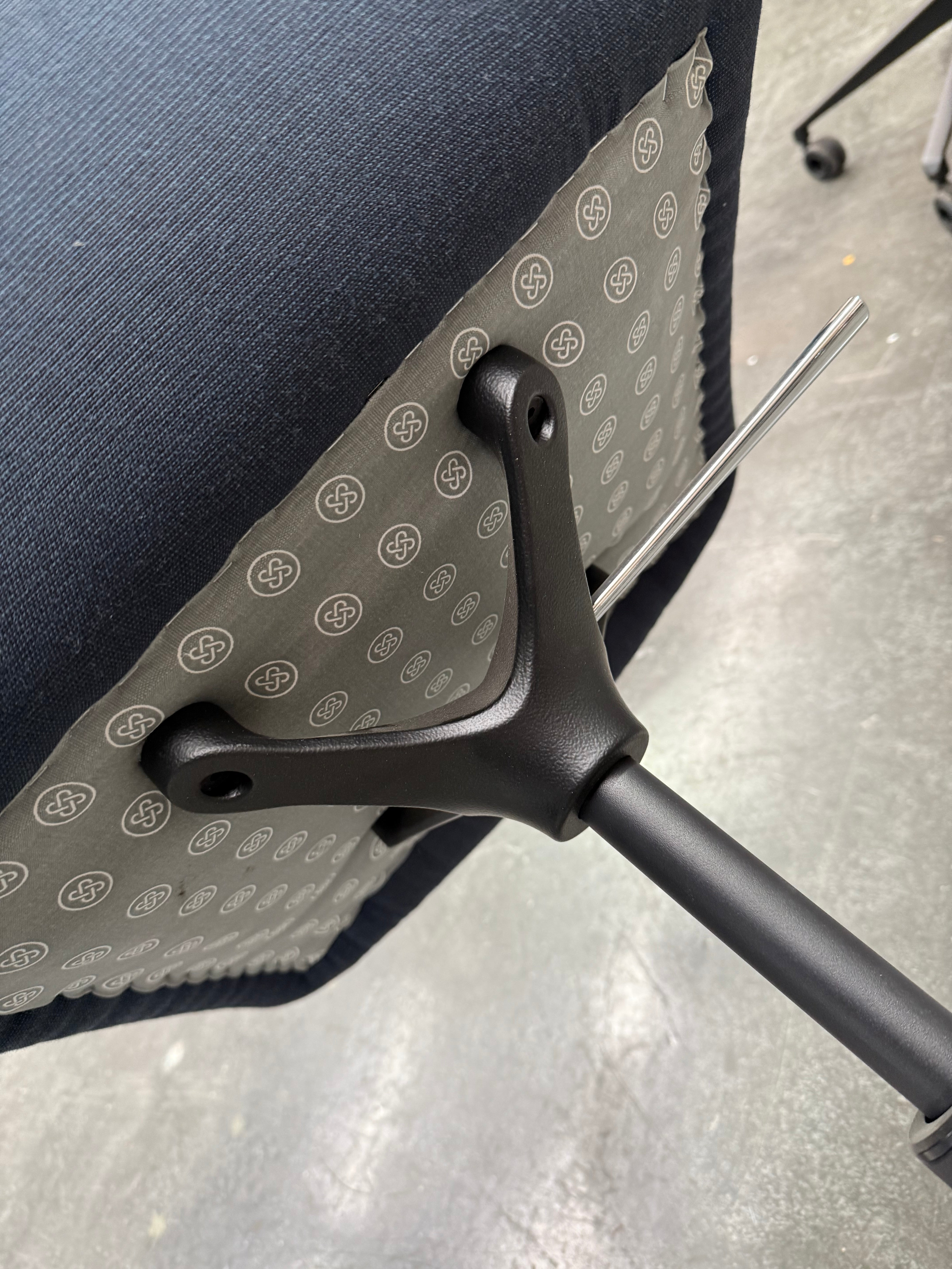 Jardan Mina Studio Chair ā Blue Fabric / Black Metal Base