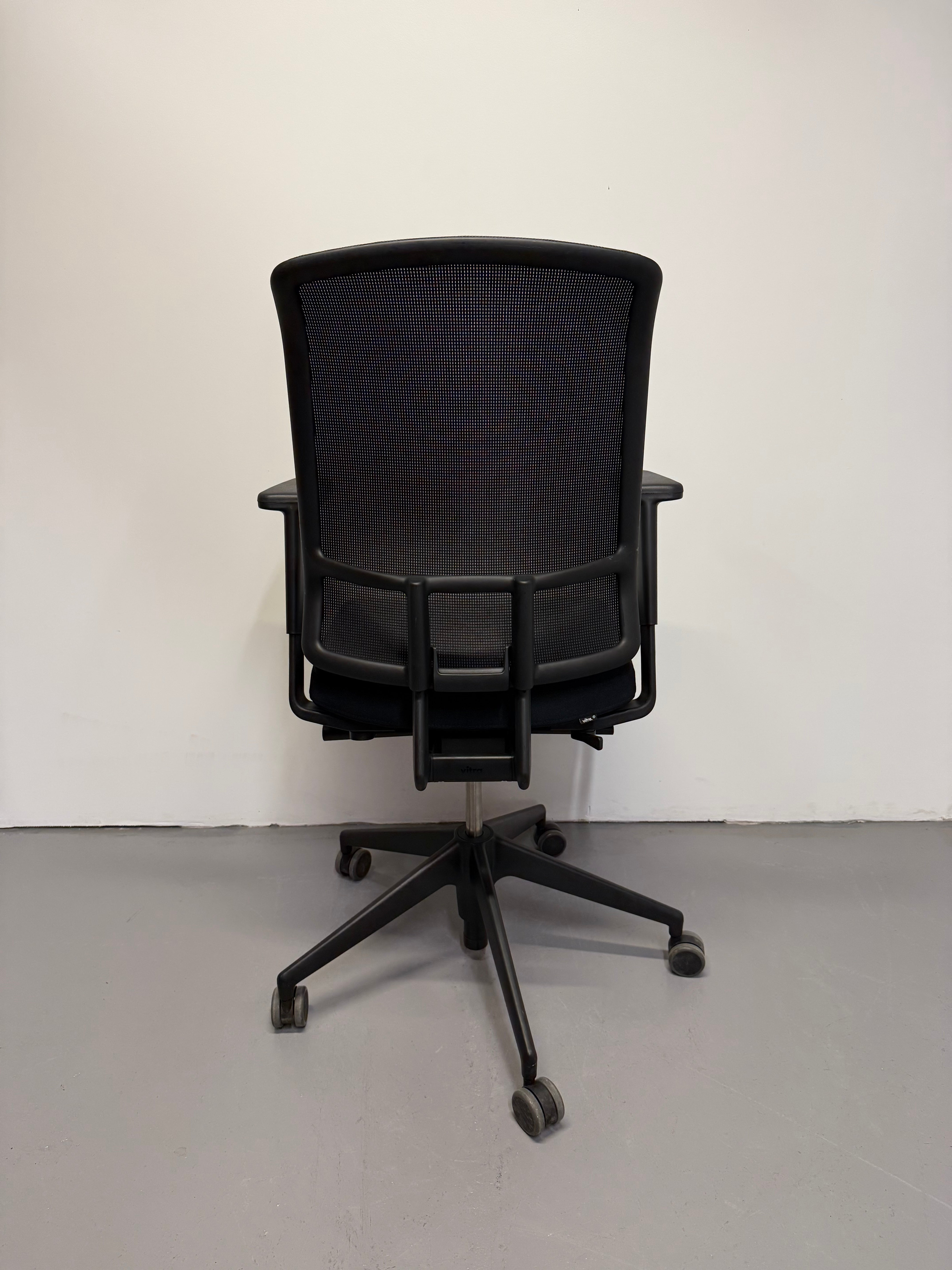Vitra AM Chair – Ergonomic Task Chair by Alberto Meda - Ex Showroom Stock