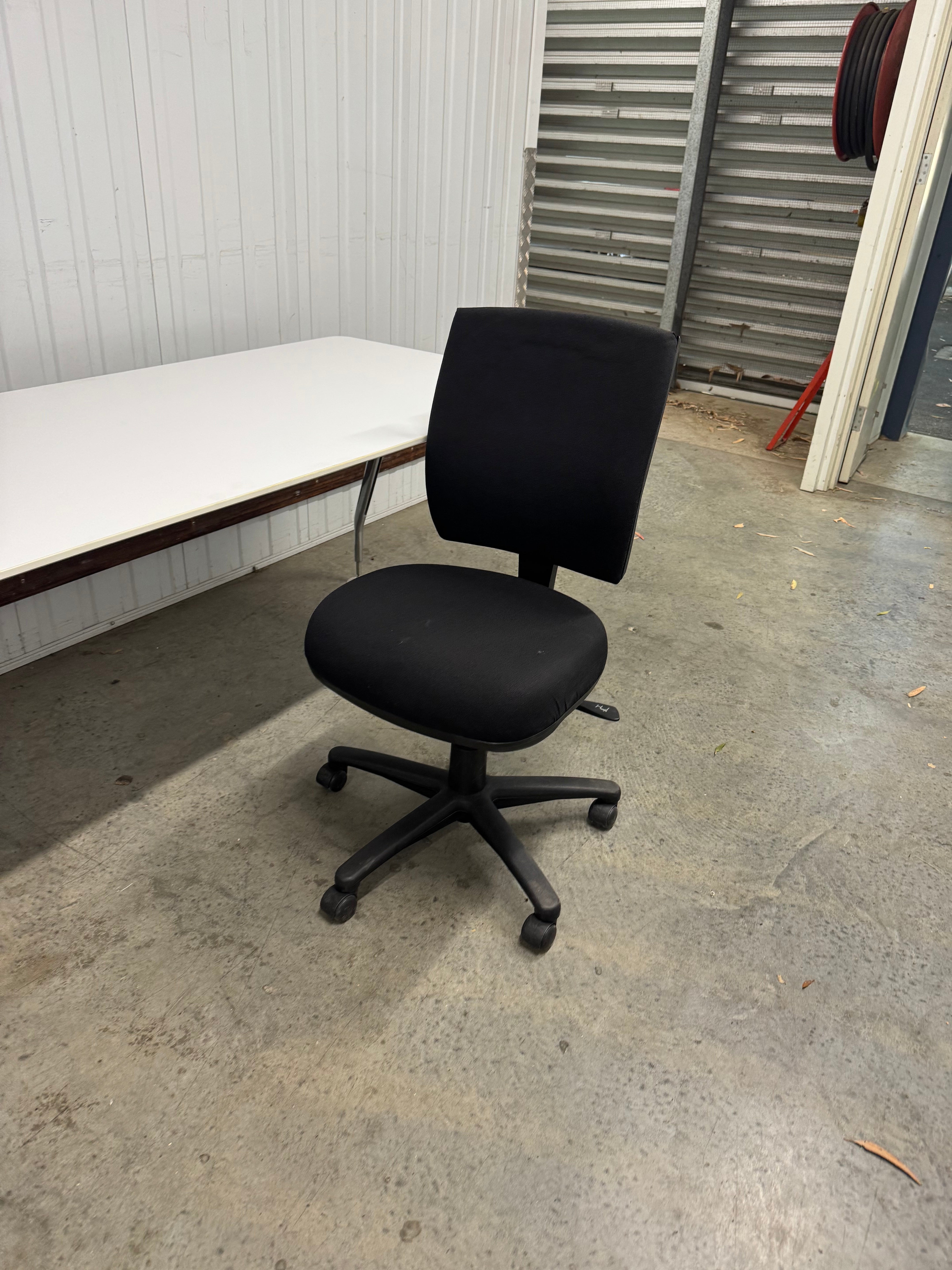 Schiavello Marina Linear Office Table Desk – 1800mm x 750mm