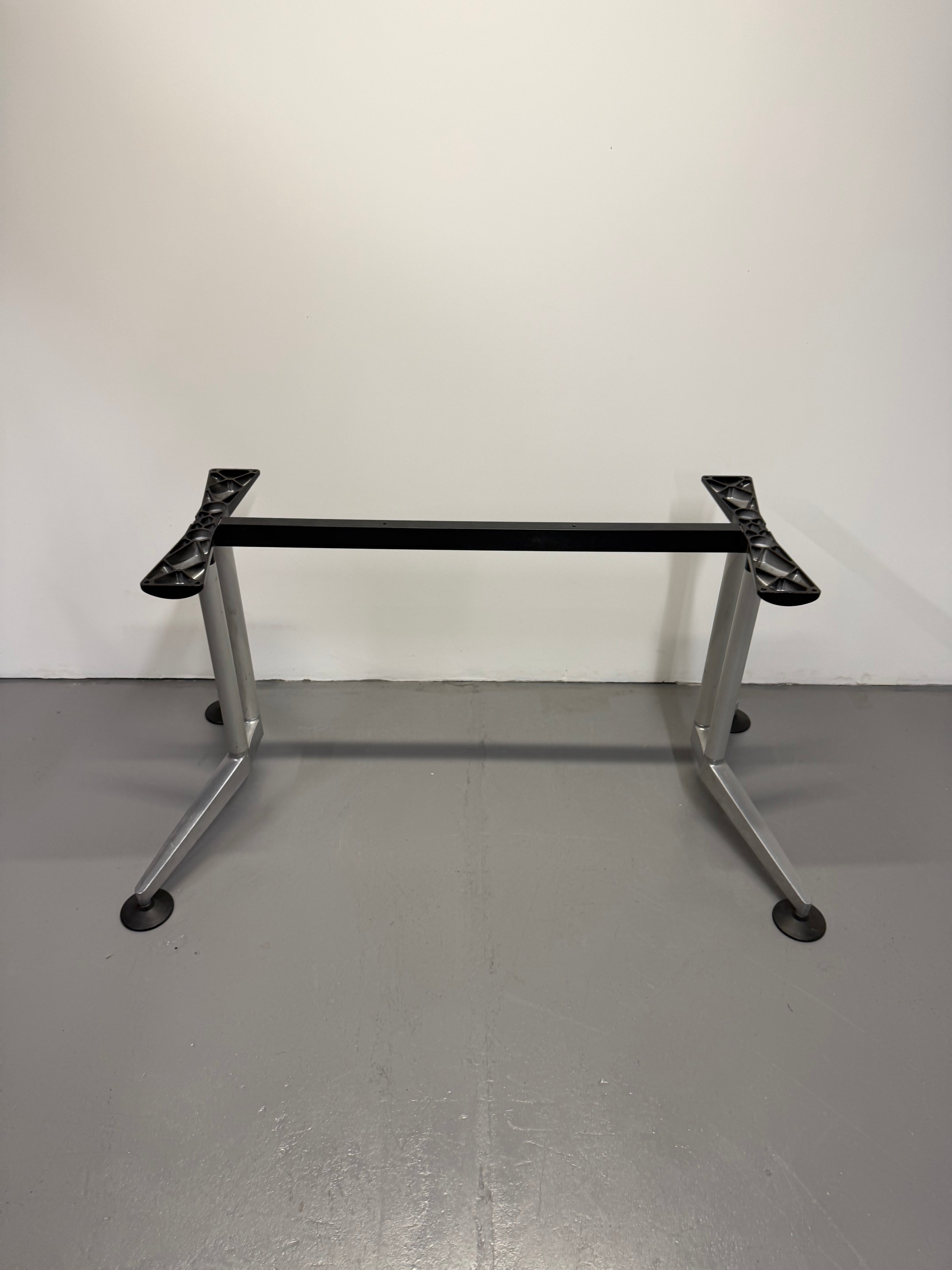 Wilkhahn Table Base - Silver Frame