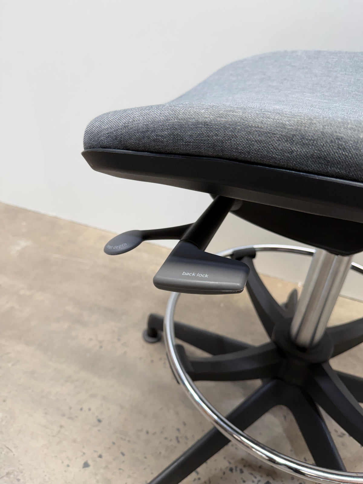 Orangebox Joy Drafting Chair – Black Mesh Back, Grey Seat – view 9 – pre-owned