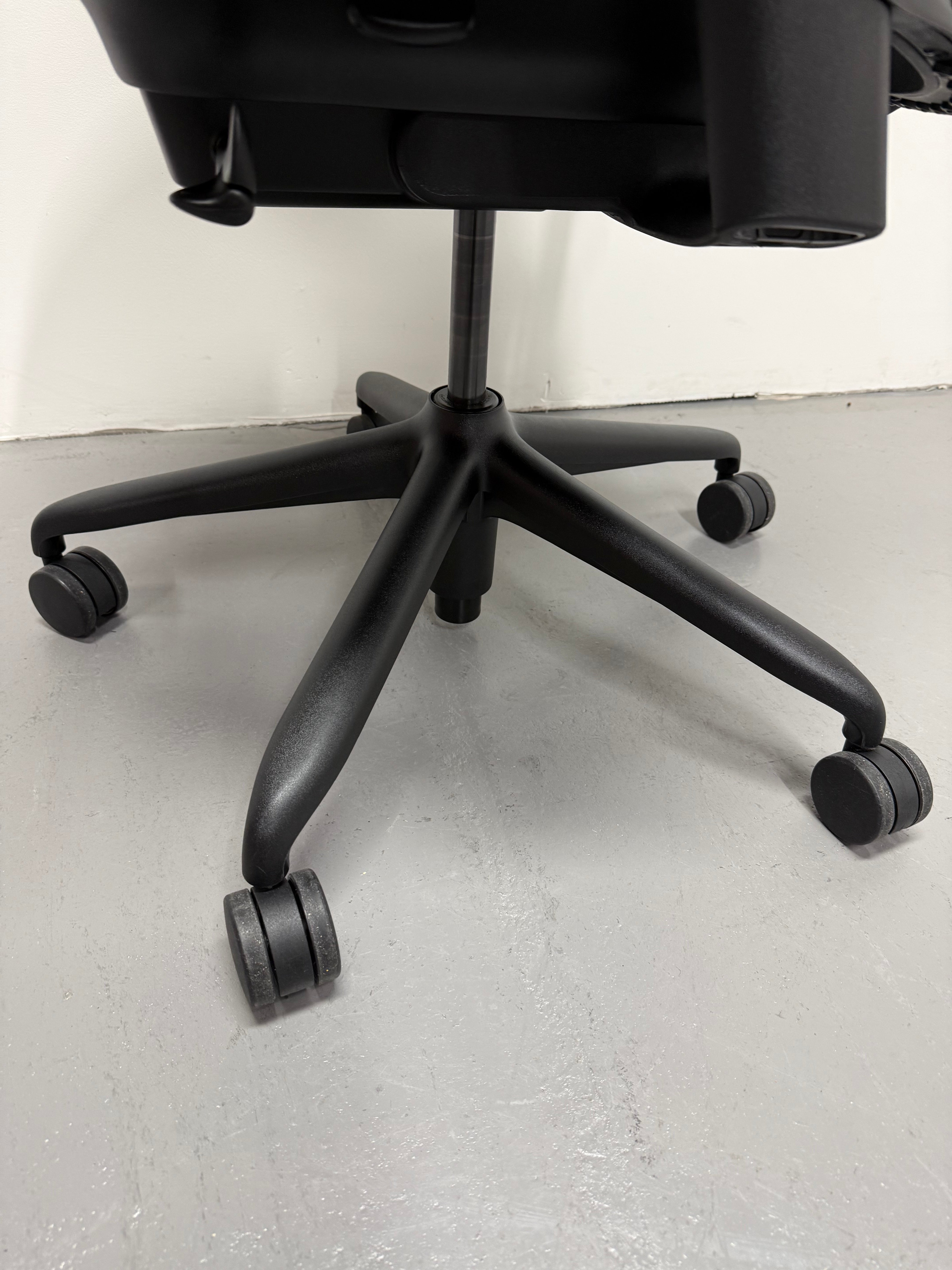 Herman Miller Sayl Task Chair - Black with Armrests