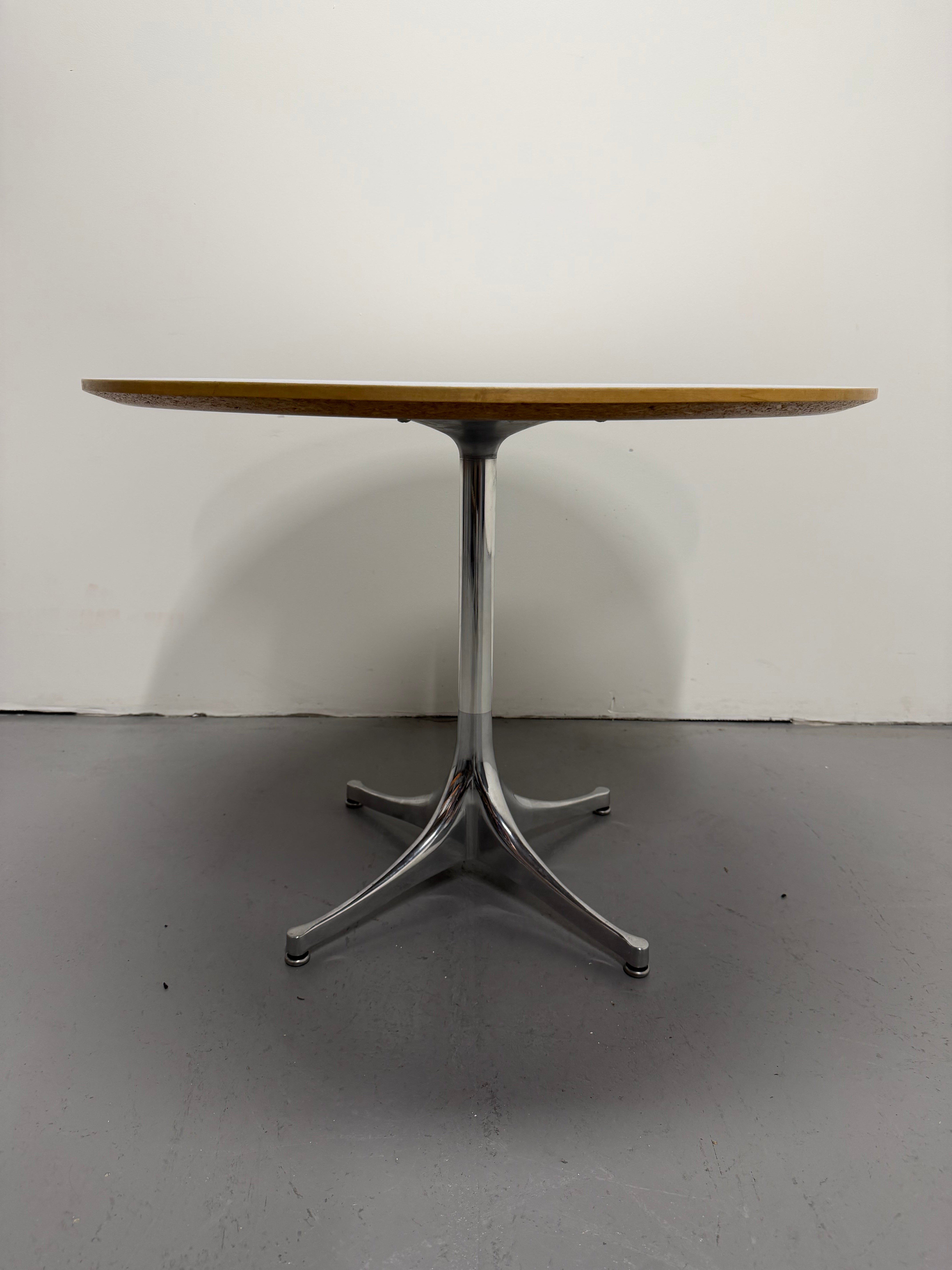 Original Herman Miller Nelson Pedestal Side Coffee Table – George Nelson