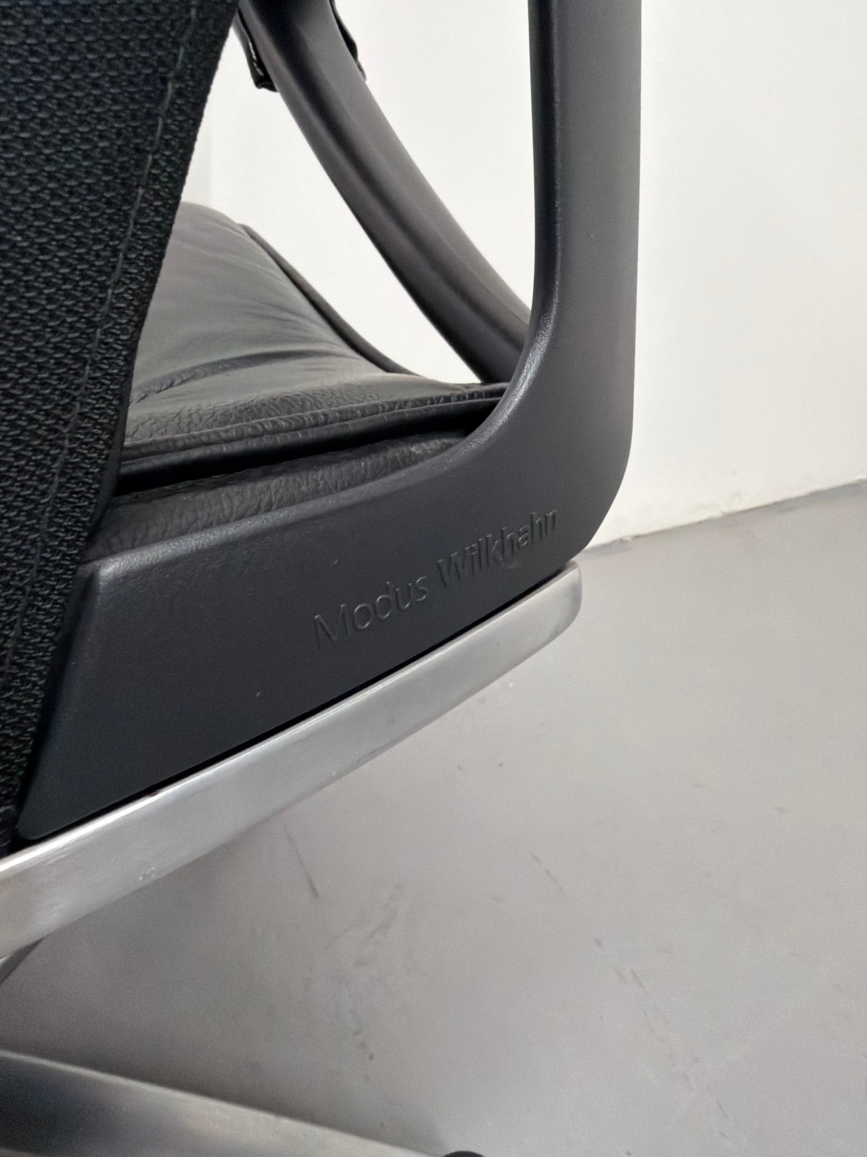 Wilkhahn Modus Executive 283/71 - (Low-Back Swivel Chair)