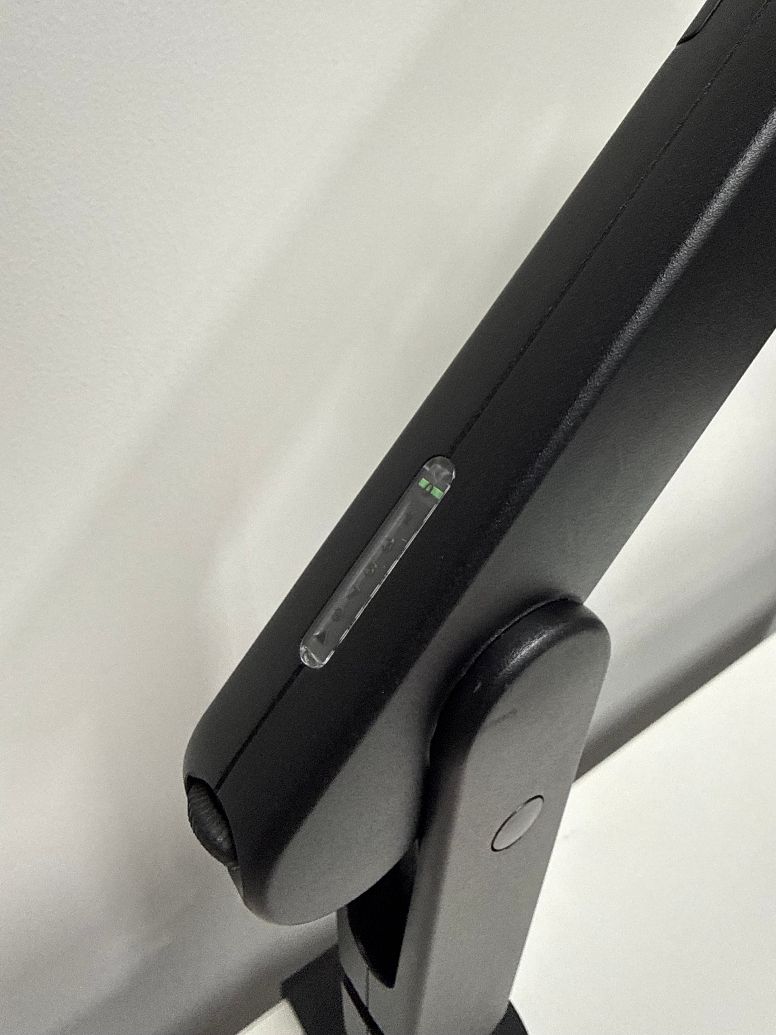 Ollin Single Monitor Arm by Colebrook Bosson Saunders - Black