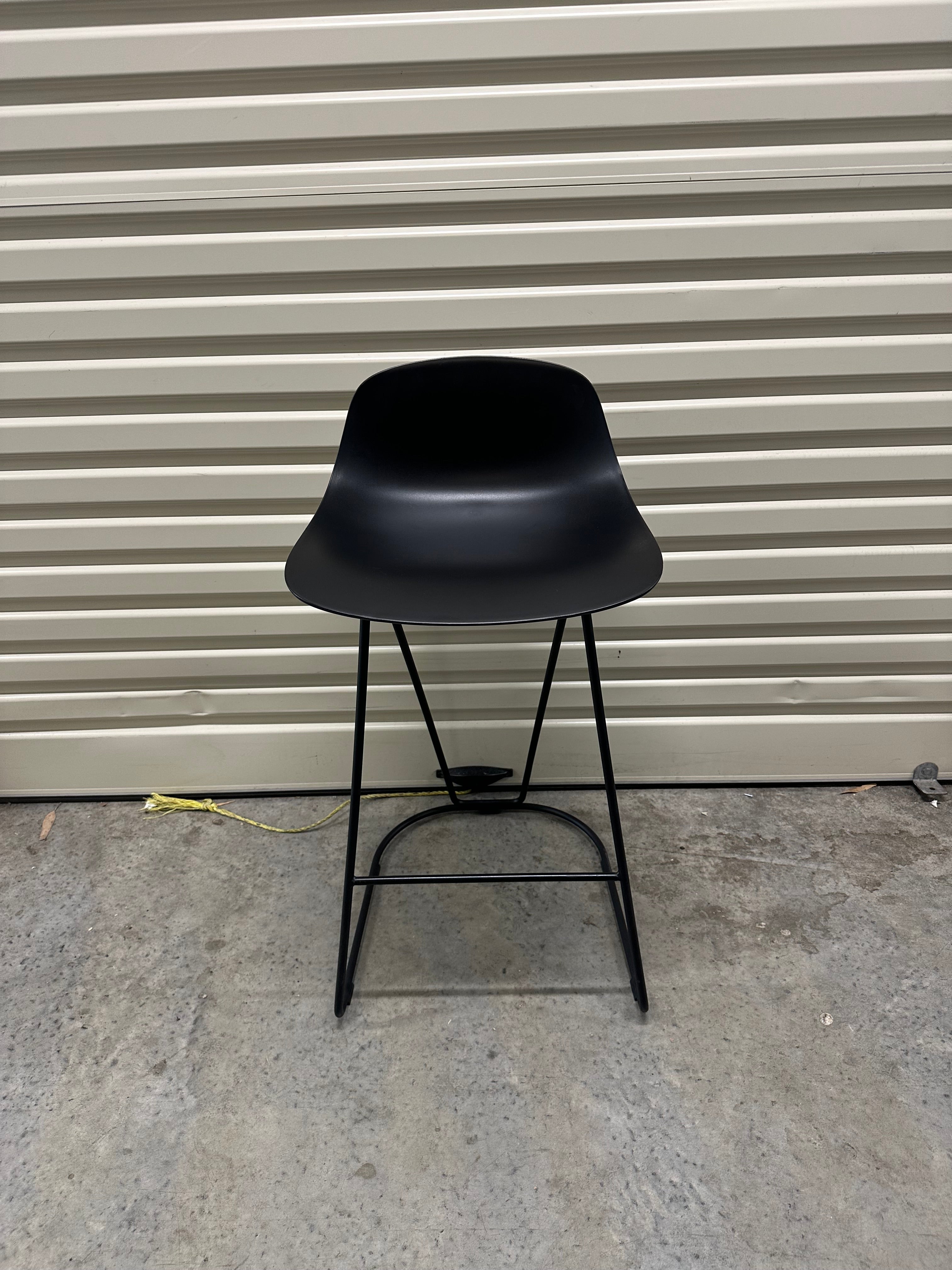 Infinite Loop Low Back Stool – Black Sleek Design with Ultimate Comfort