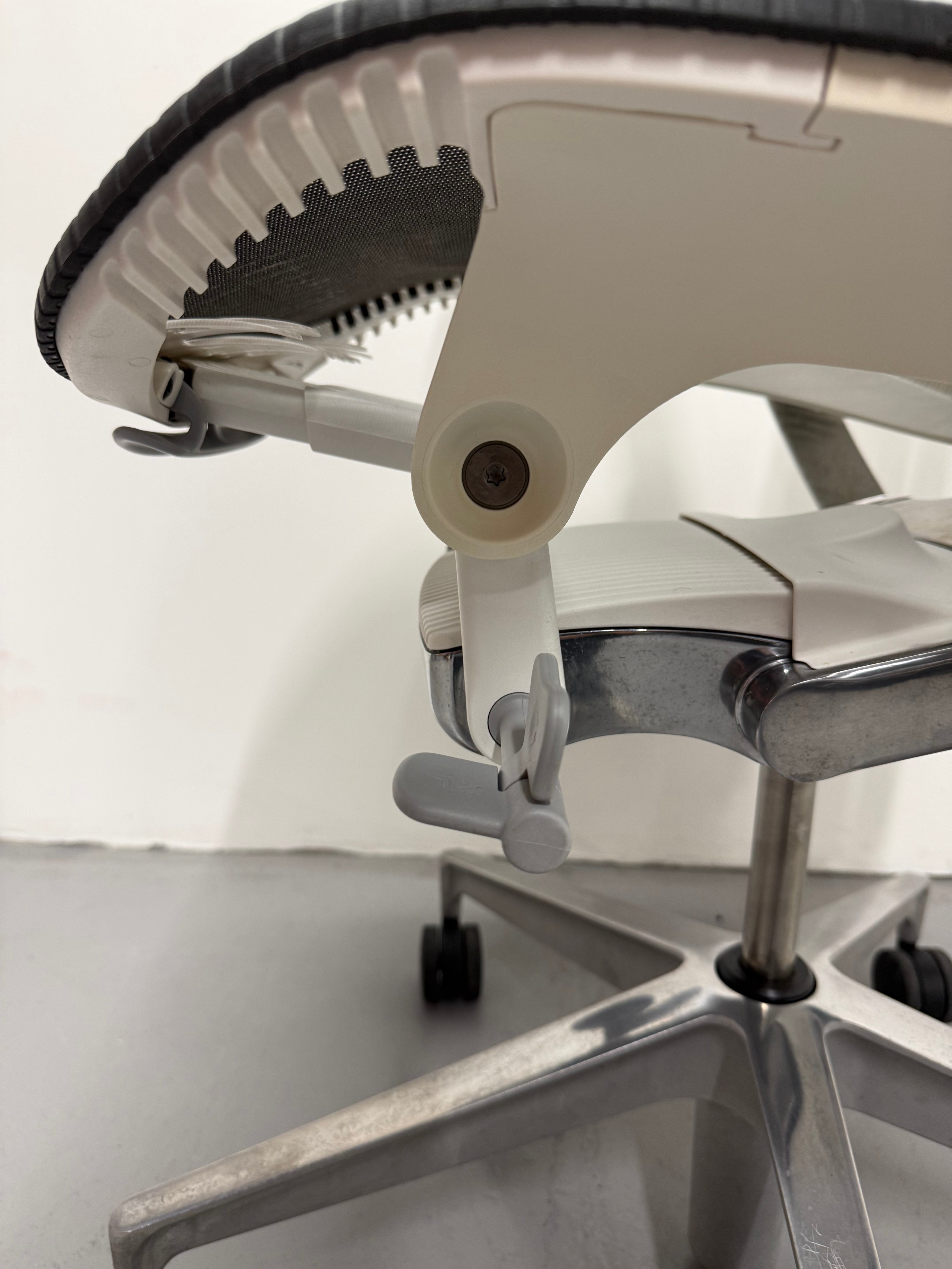 Herman Miller Mirra 2 Office Task Chair – Black & White