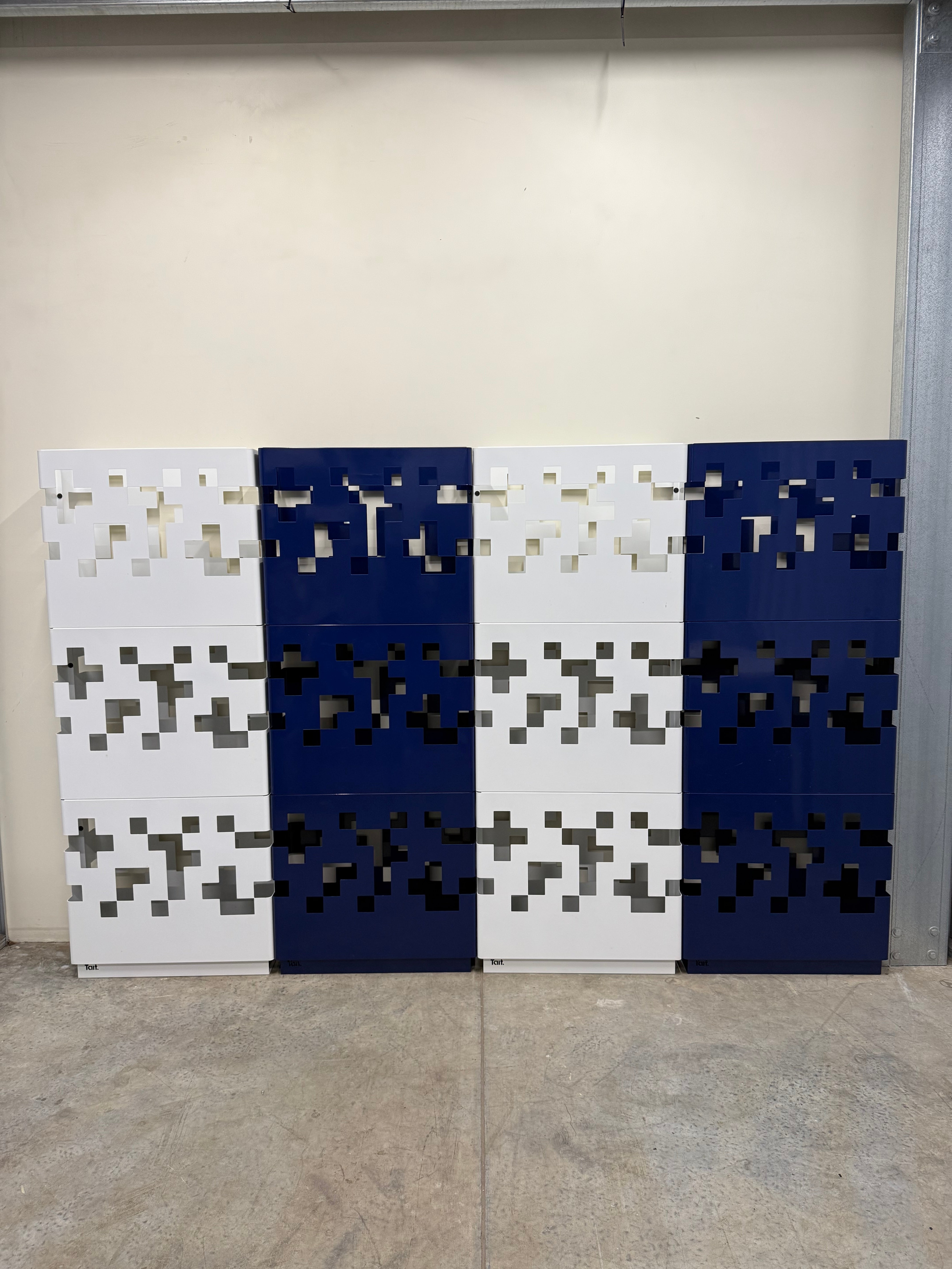 Tait Planter Box Garden Wall – Vertical Planter (Blue and White)