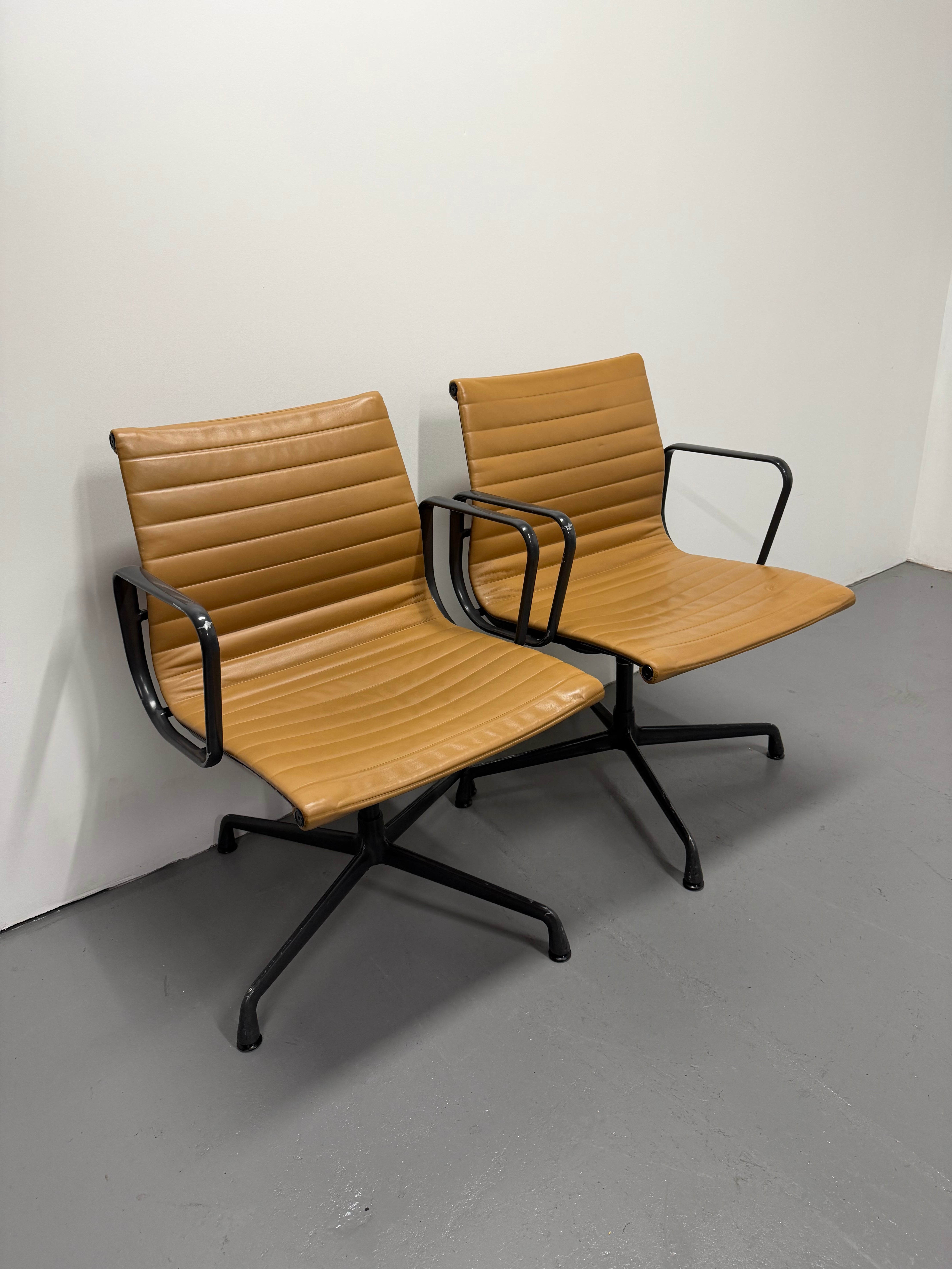 Eames Aluminium Group Low Back Chair - Tan Leather / Black Frame