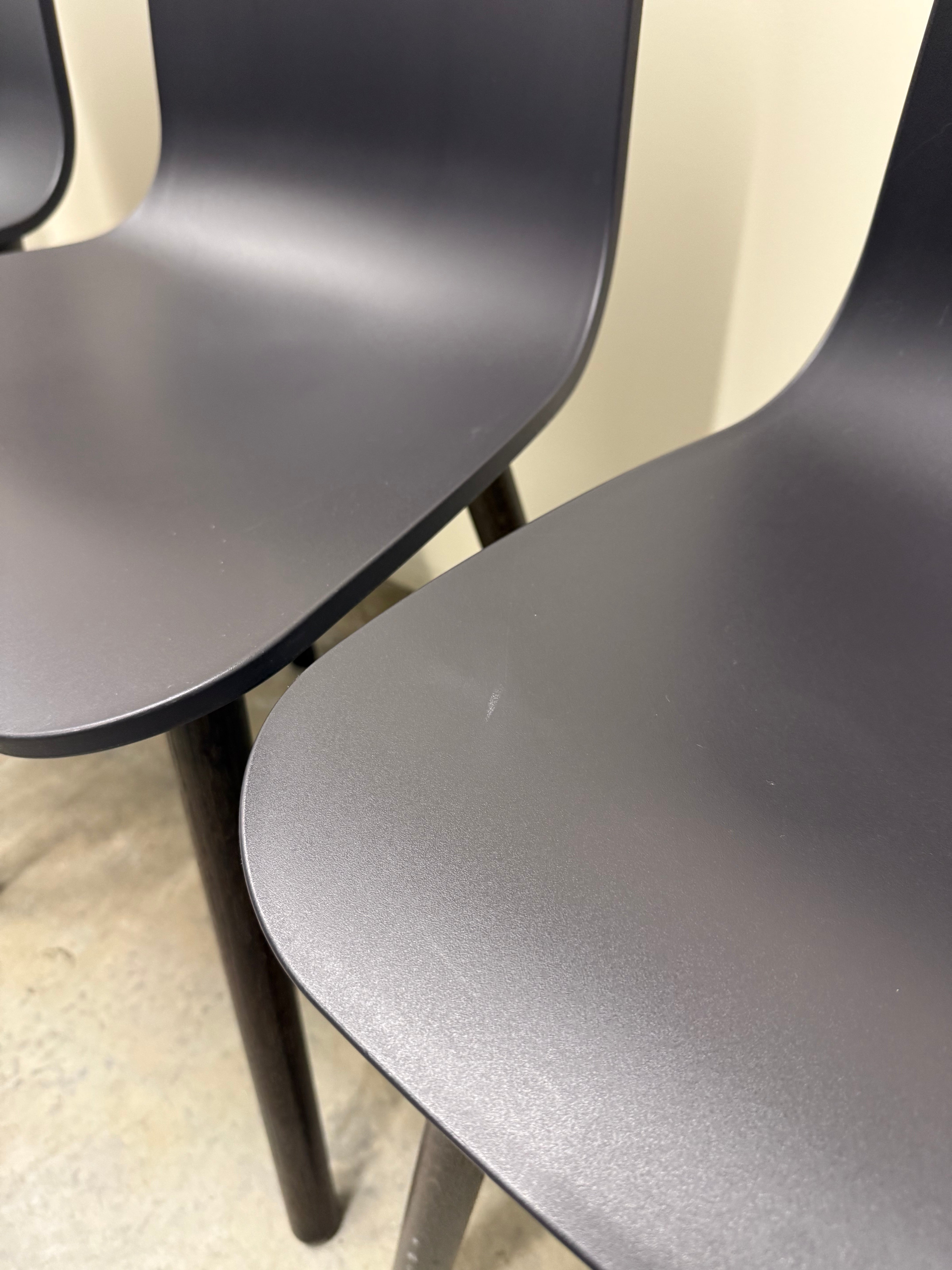 Vitra HAL Wood Chair by Jasper Morrison – Black Seat with Dark Oak Legs