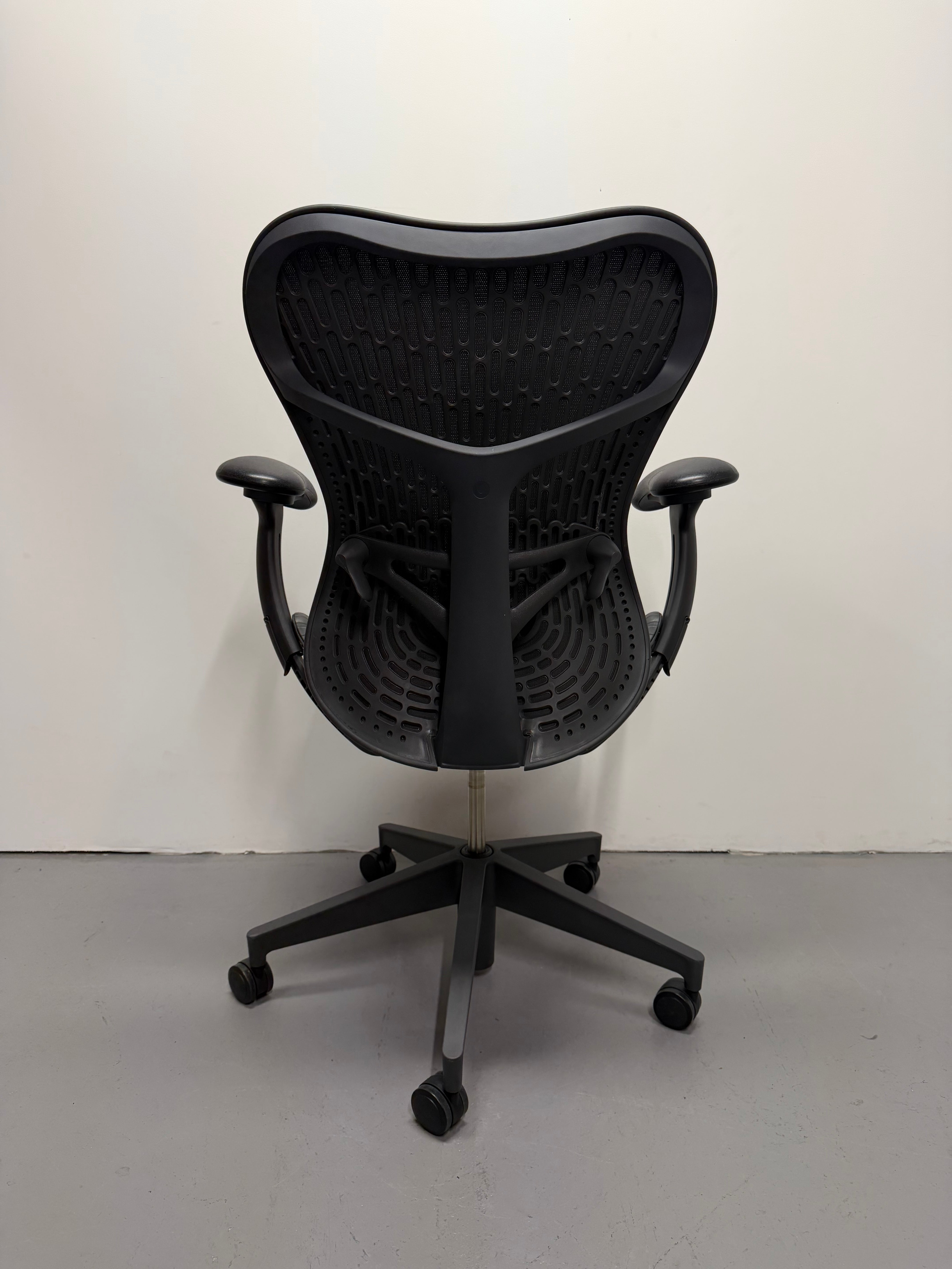 Herman Miller Mirra 2 Butterfly Back Task Chair | Ex-Showroom