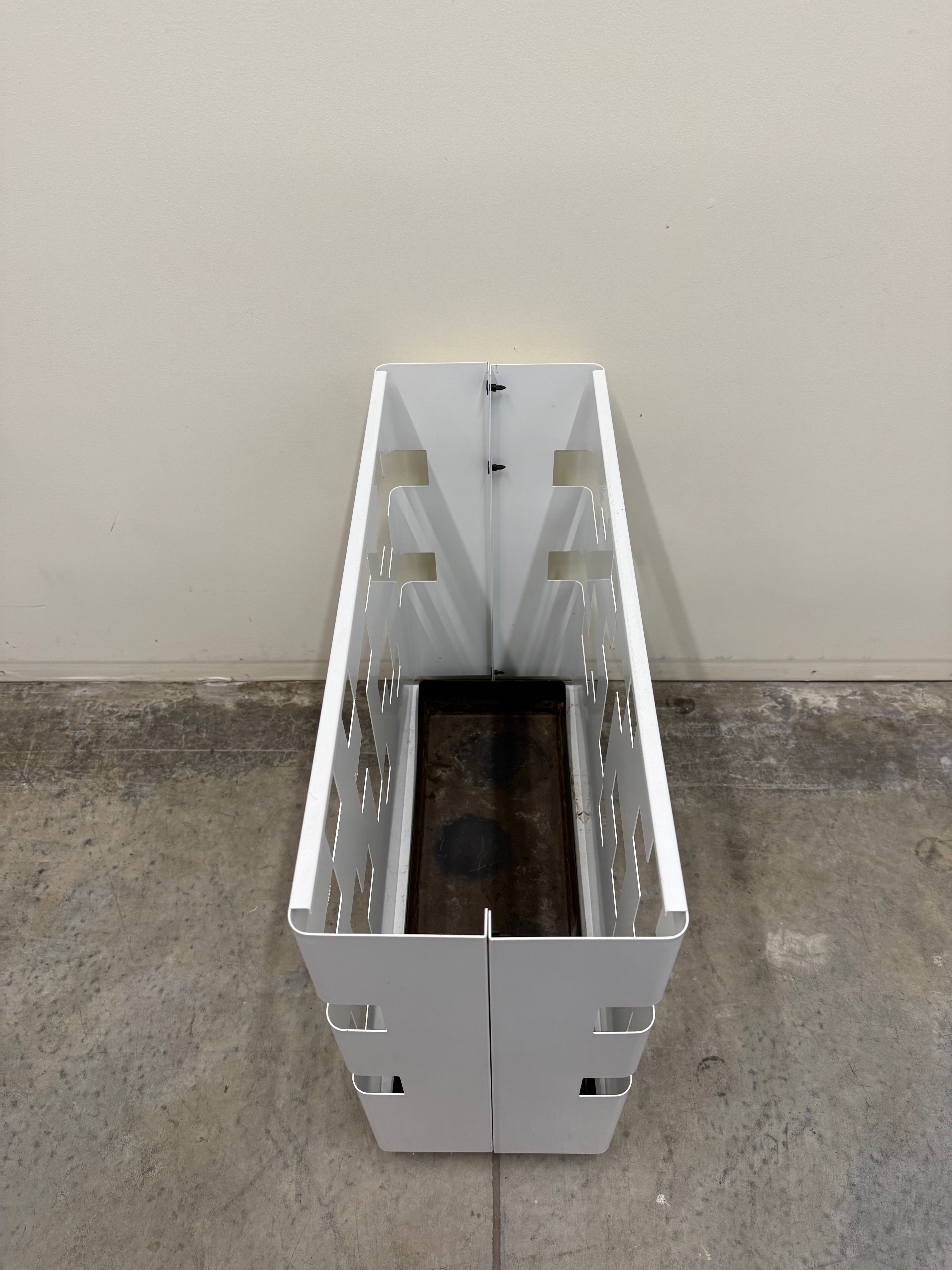 Tait Planter Box Garden Wall – Vertical Planter (Blue and White)