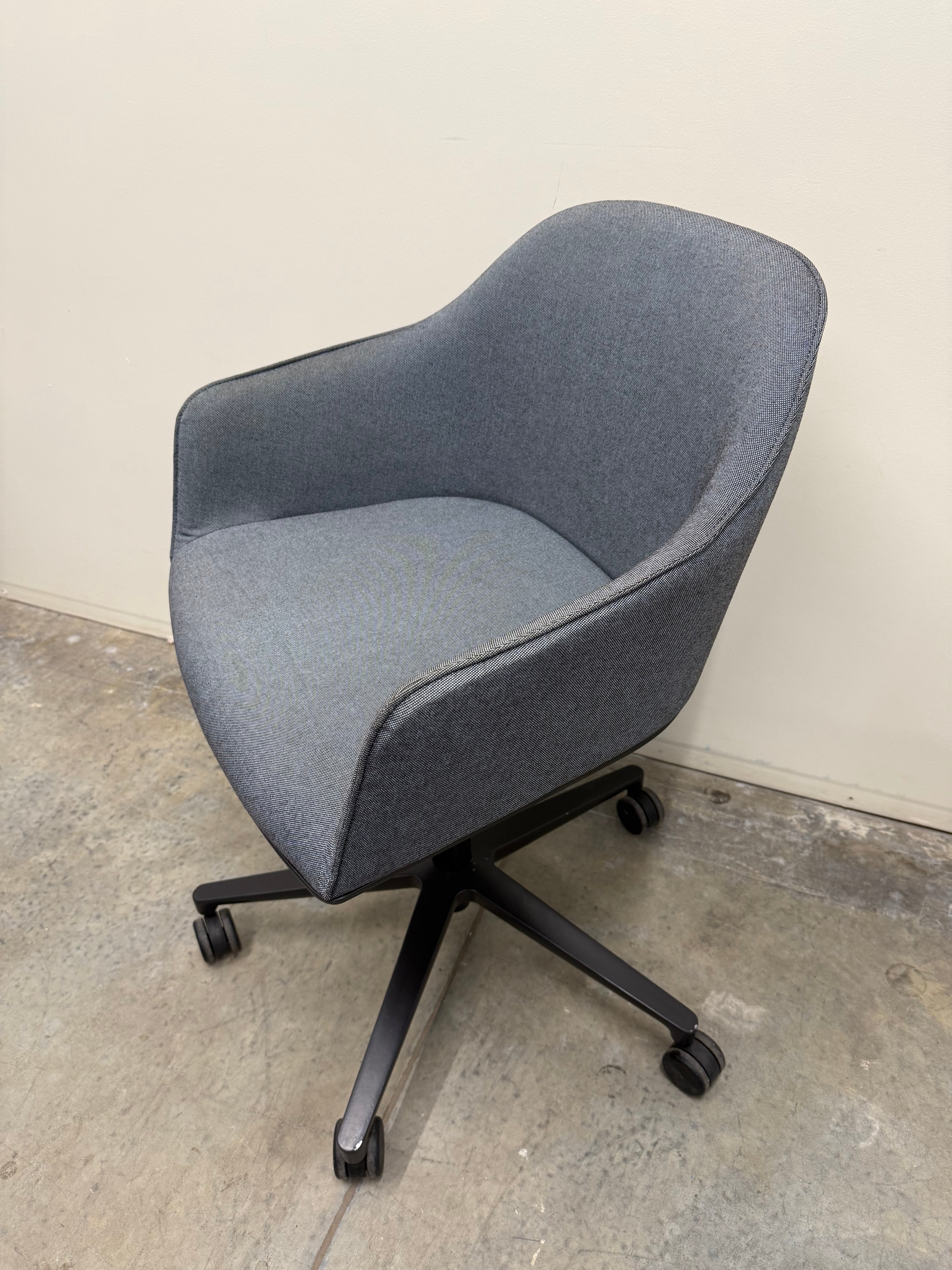 Vitra Softshell Chair – Grey Fabric with 5-Star Base on Castors