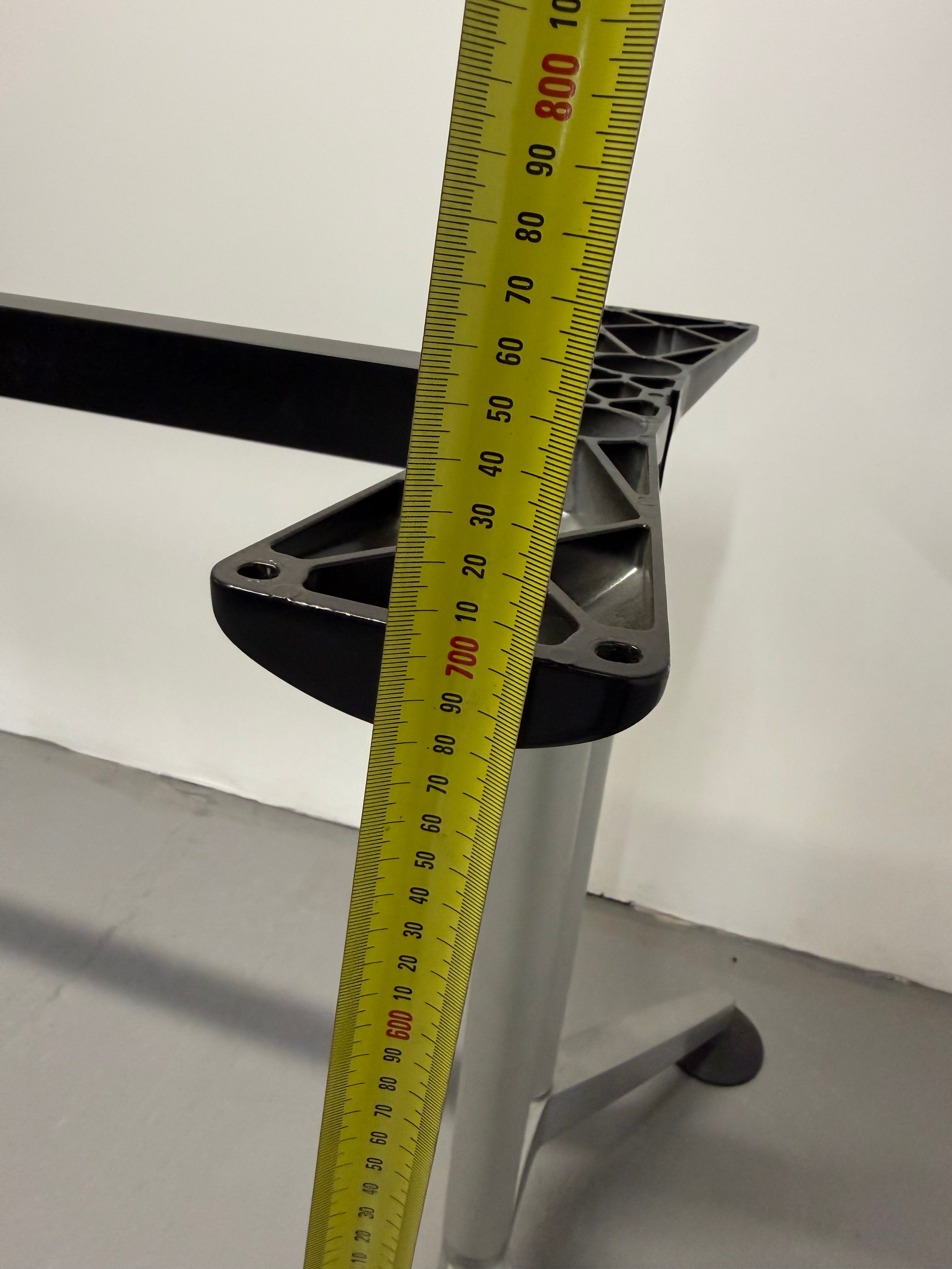 Wilkhahn Logon Table Base - Silver Frame