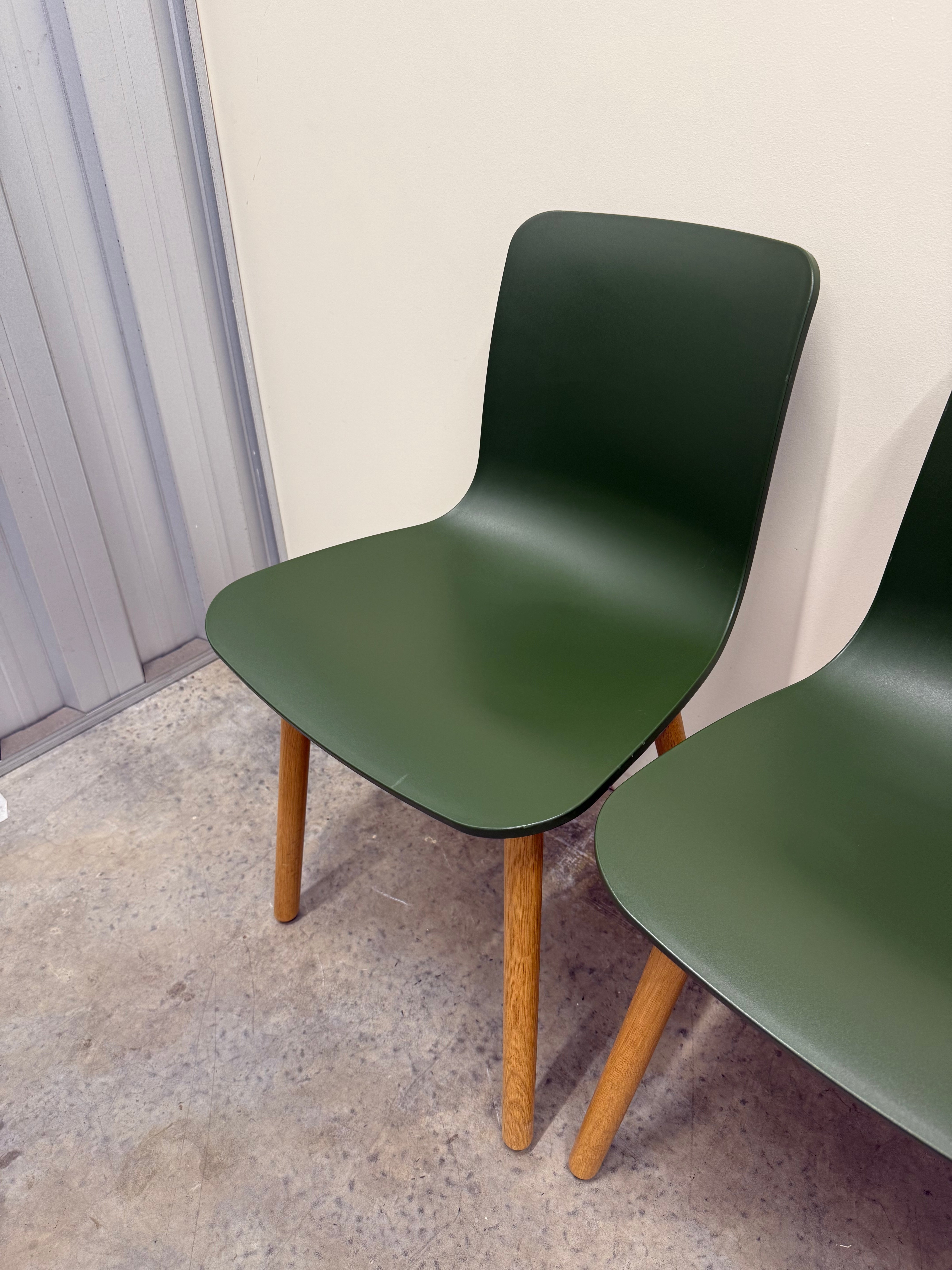 Vitra HAL Wood Chair – Forest Green Seat with Oak Legs by Jasper Morrison