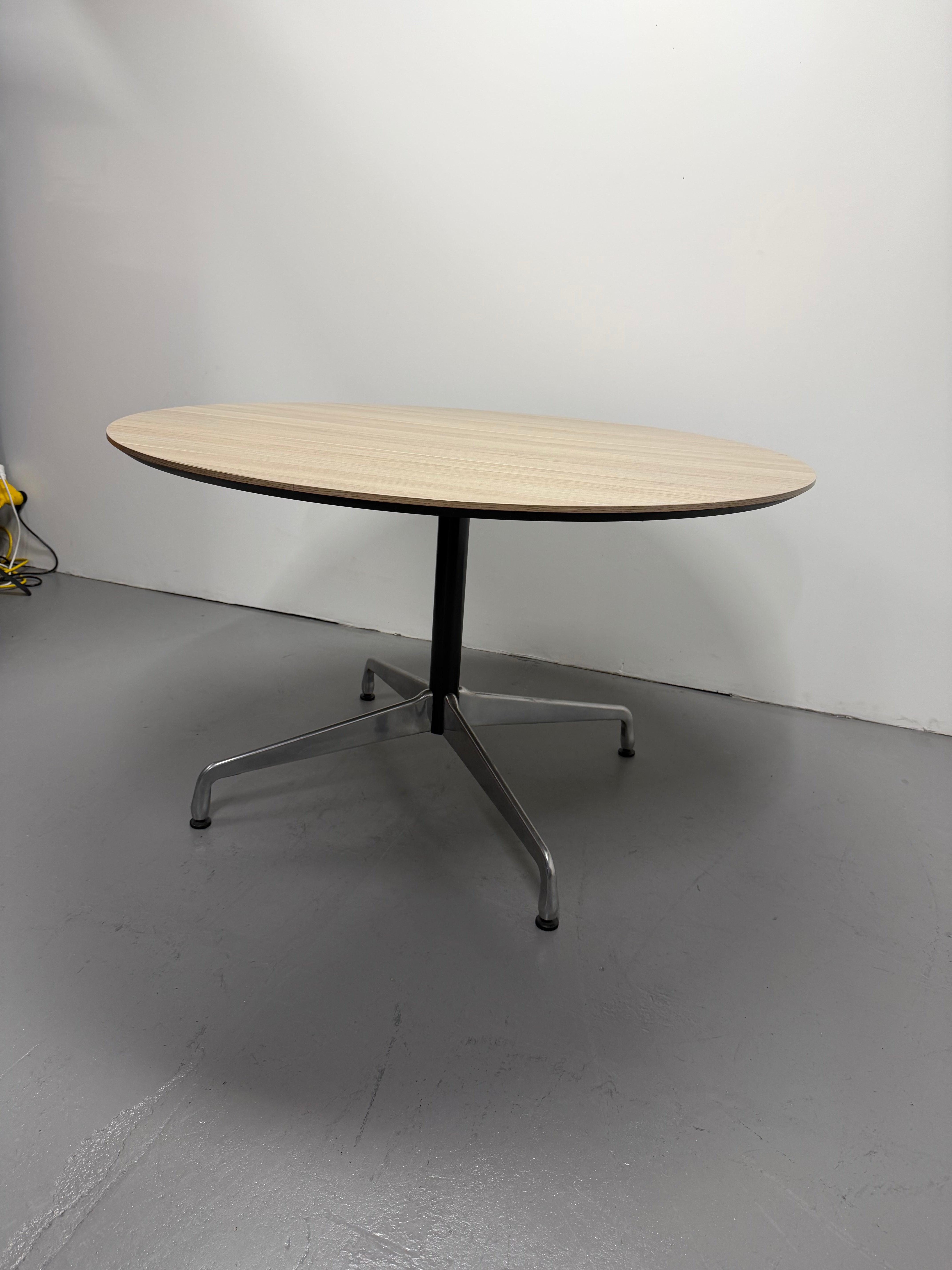 Herman miller table