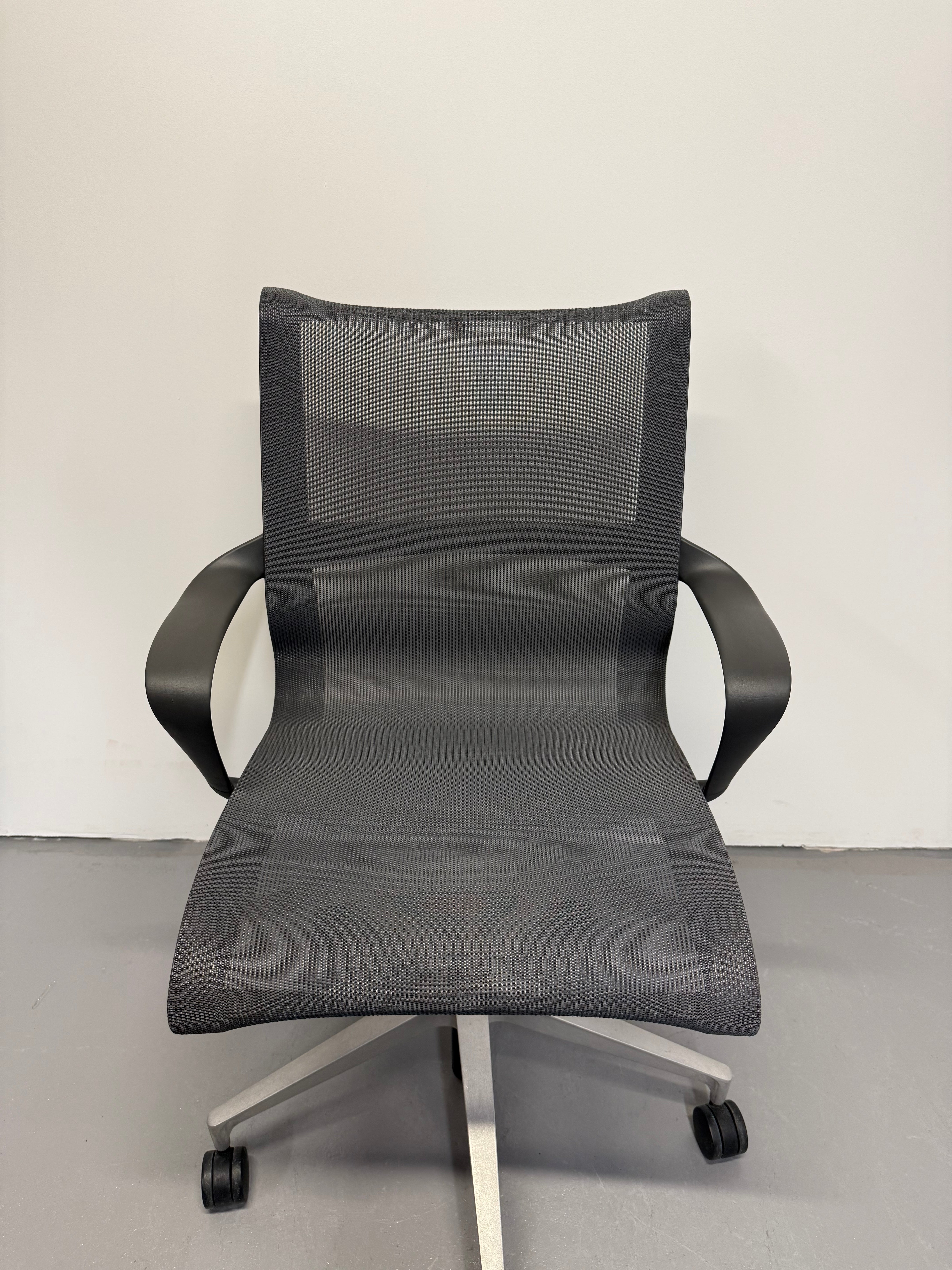 Herman Miller Setu Chair – With Arms / Graphite Grey