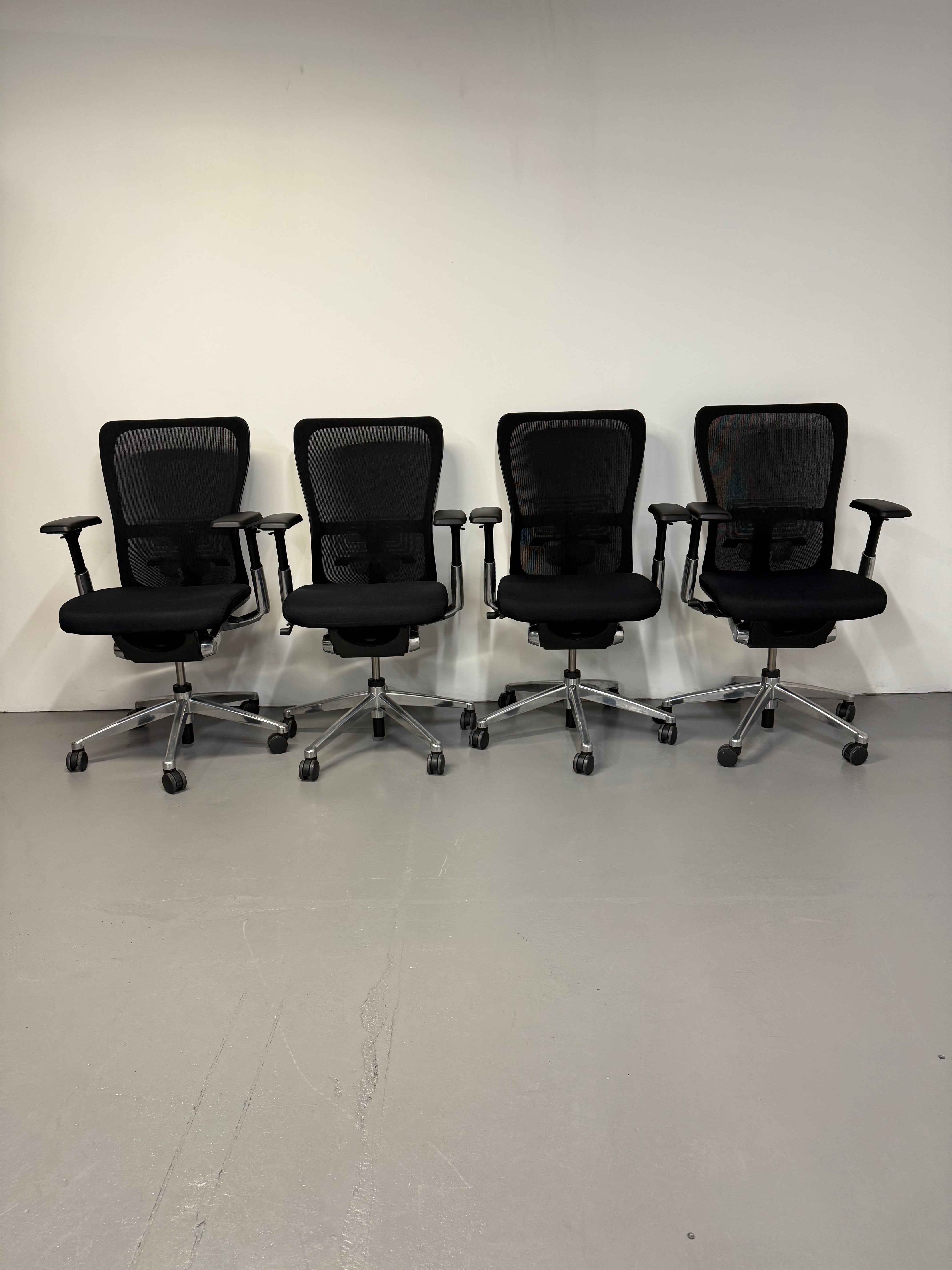Haworth Zody Ergonomic Office Chair – With 4D Armrests