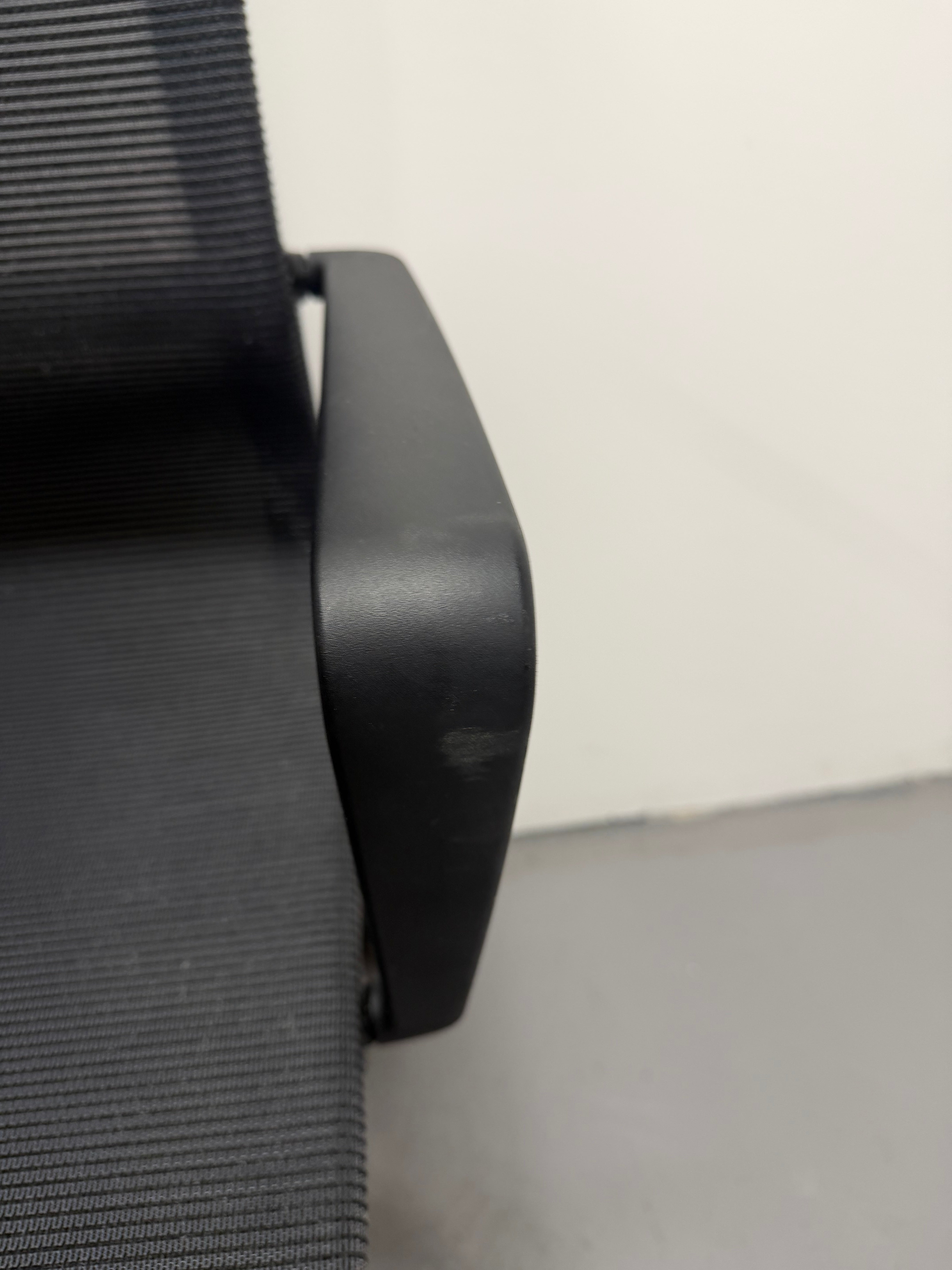 Vitra Physix Ergonomic Boardroom Office Chair - Alberto Meda