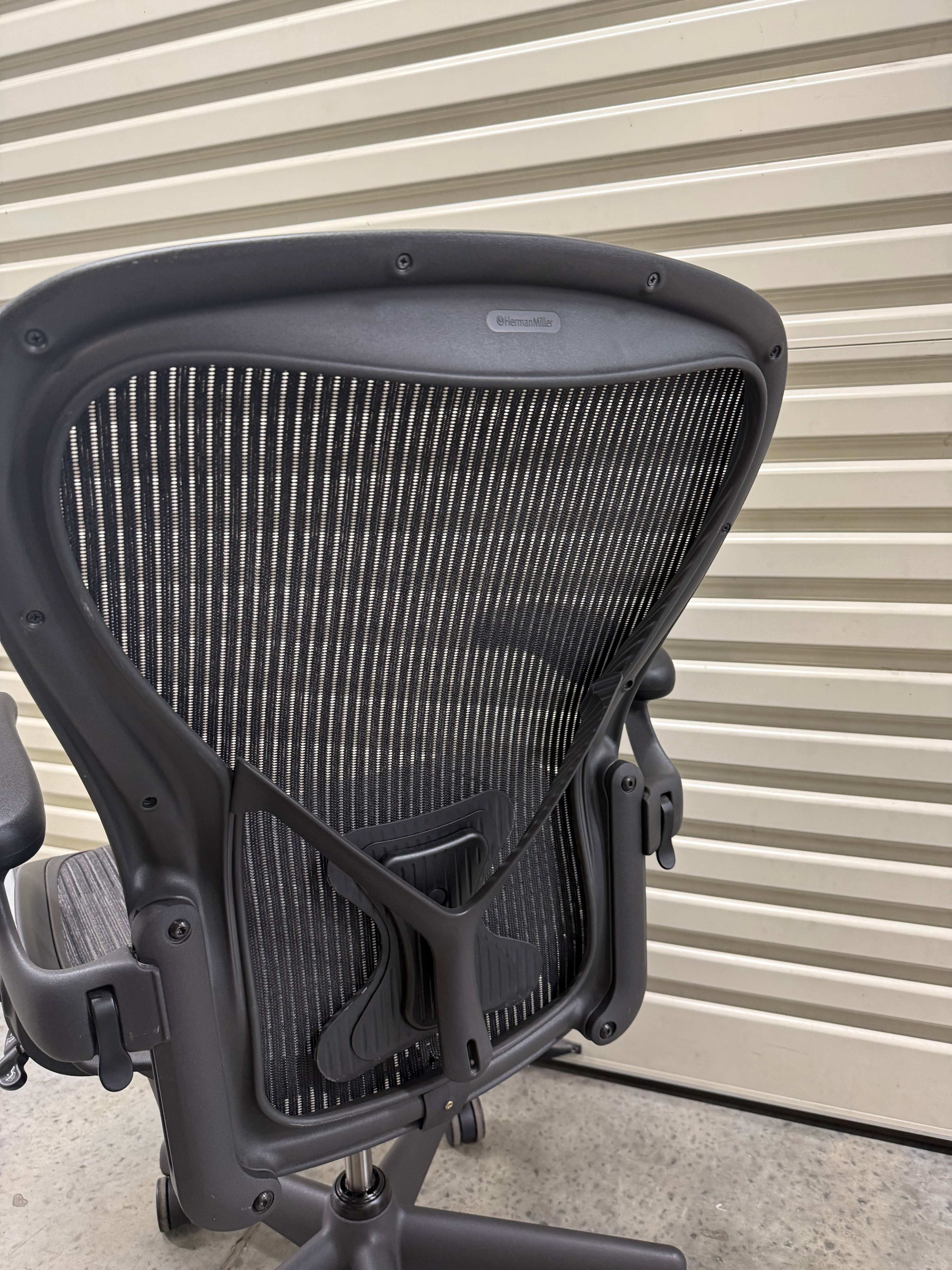 Herman Miller Aeron Chair with Armrests – Size C