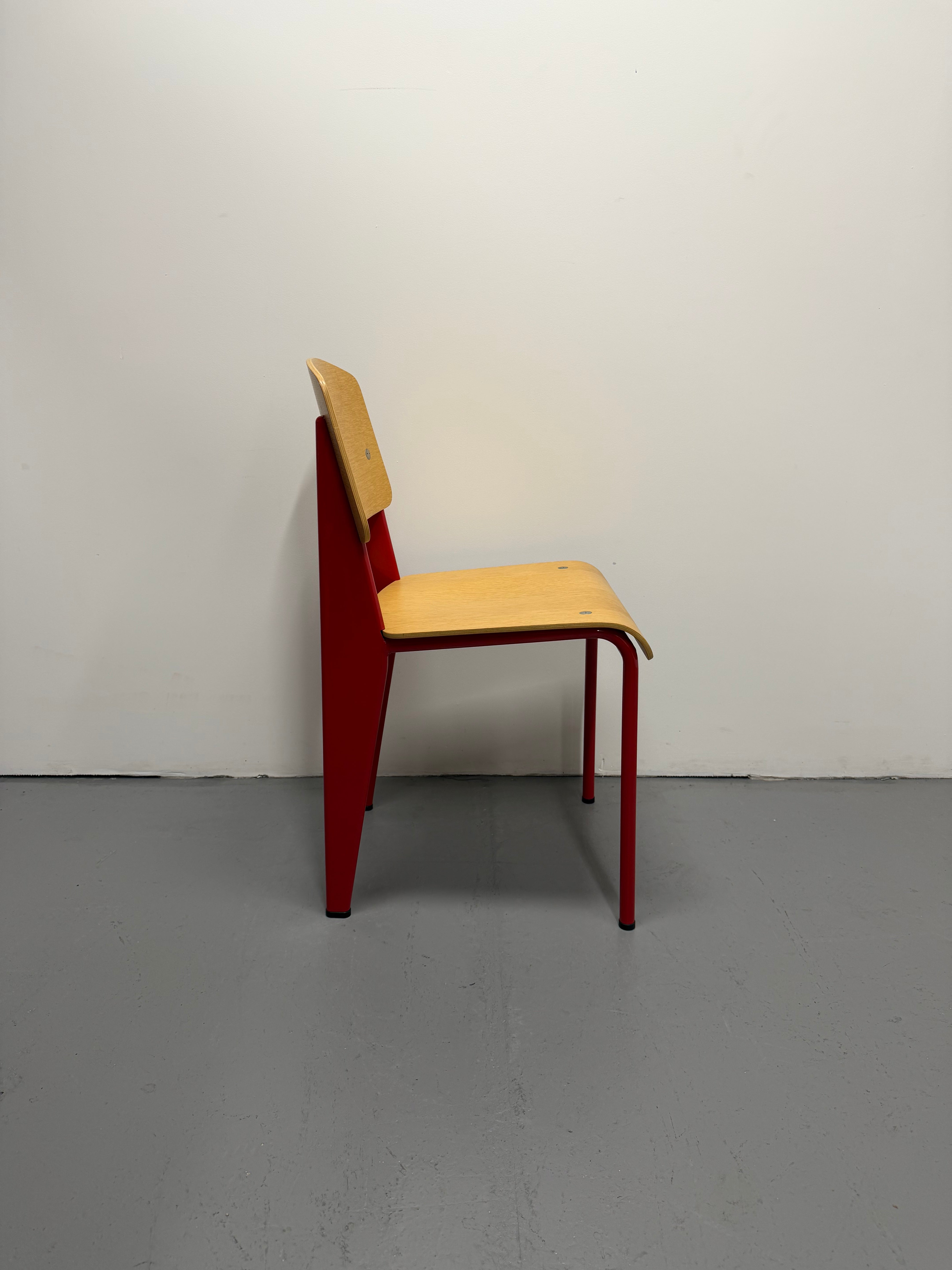 Jean Prouvé Standard Chair for Vitra – Natural Oak, Japanese Red