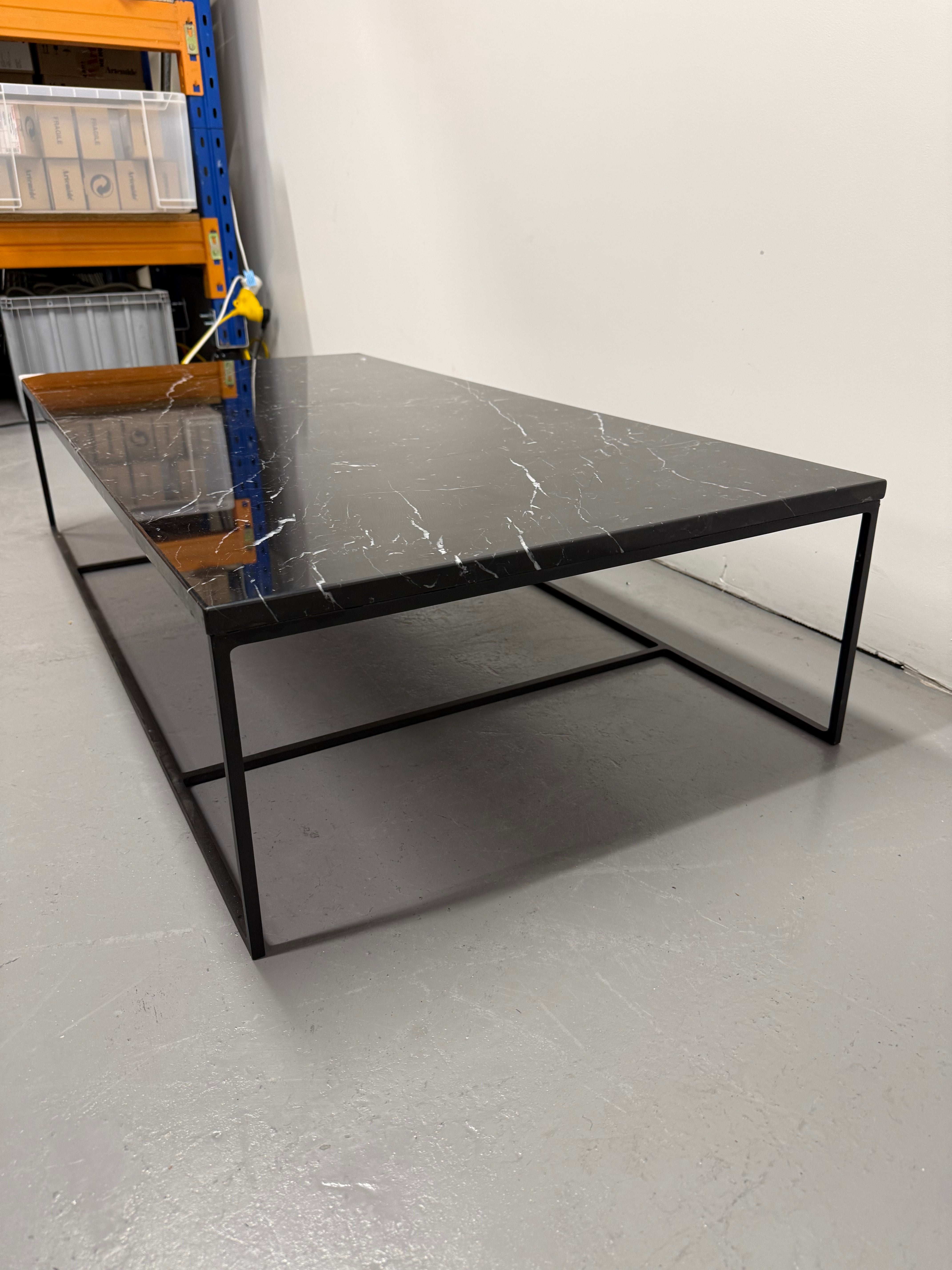 Minotti Calder Coffee Table – Marble Top / Metal Base