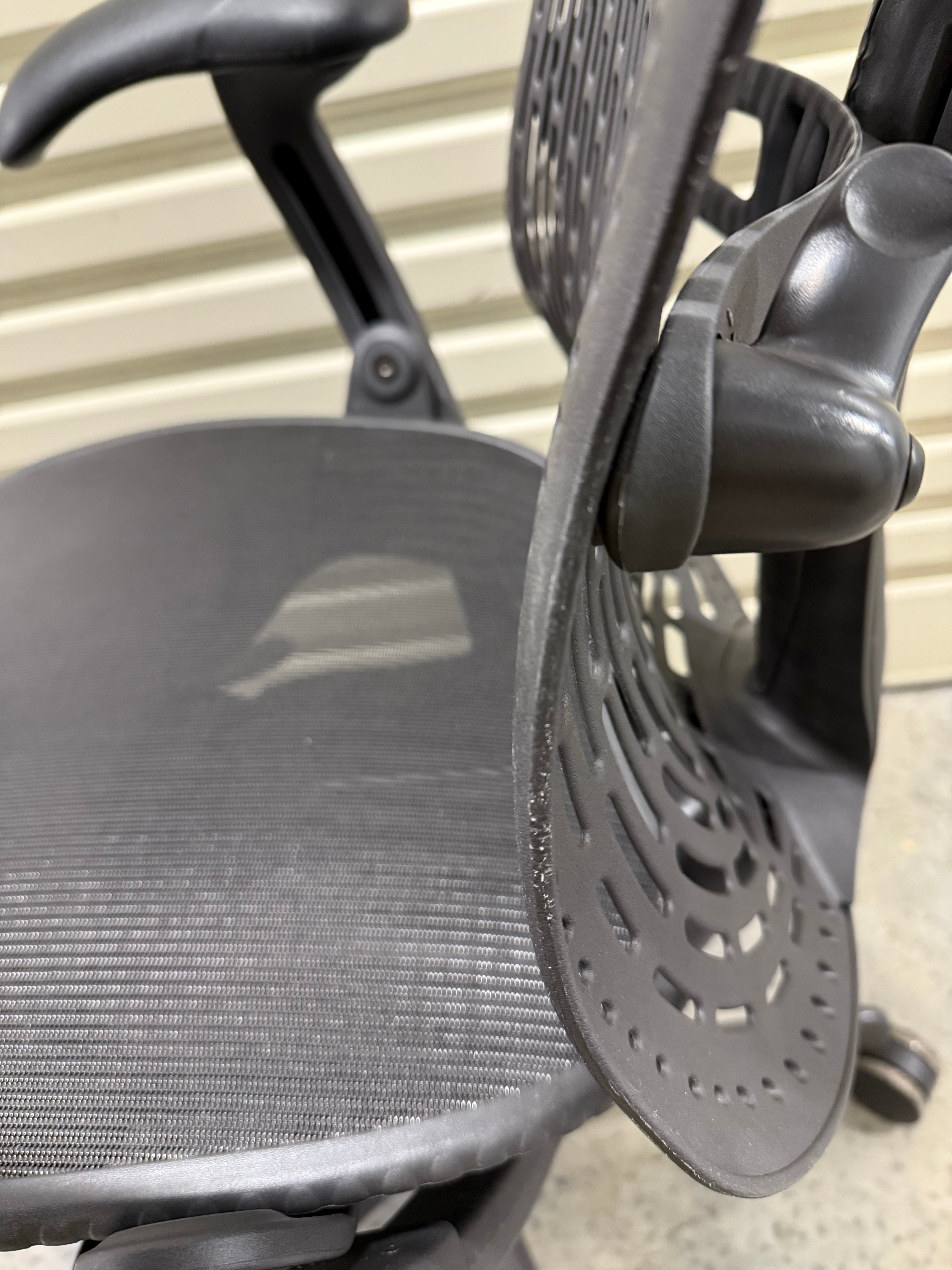 Herman Miller Mirra Office Chair with Armrest - Black/Graphite