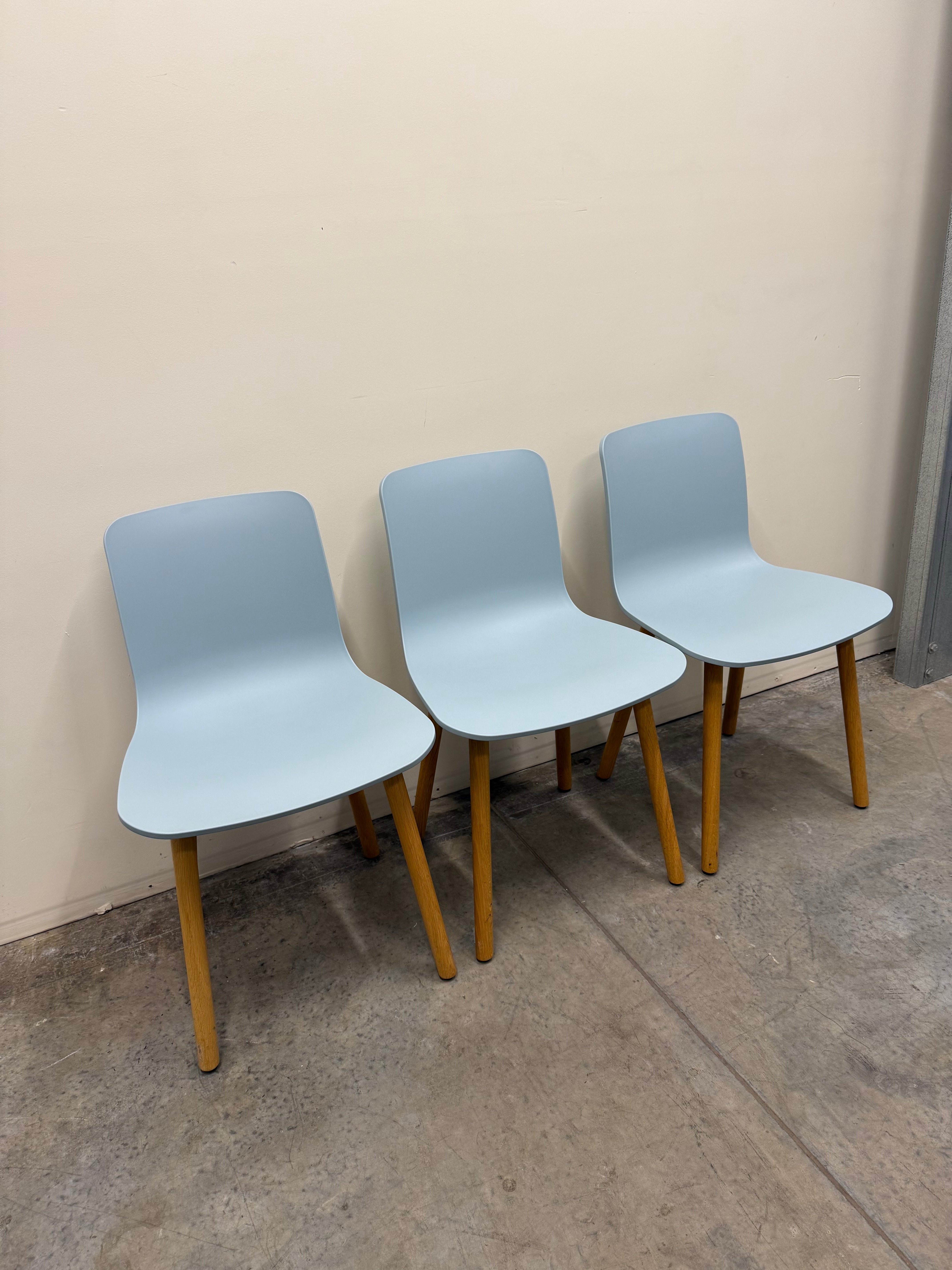 Vitra HAL Wood Chair – Light Blue Seat with Oak Legs by Jasper Morrison
