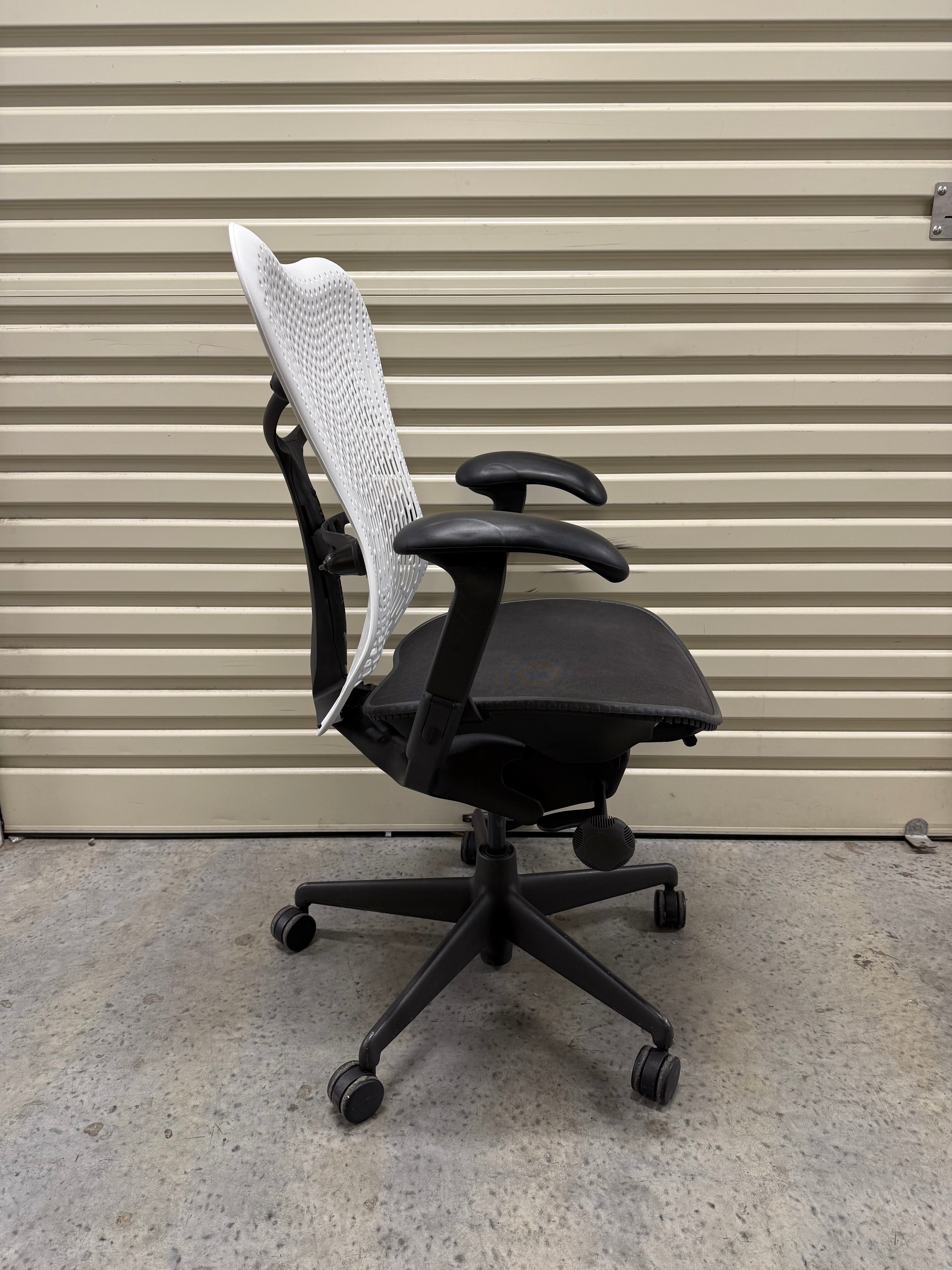 Herman Miller Mirra Chair - Armrest – Custom Build (New Alpine White Back, Grey Seat)