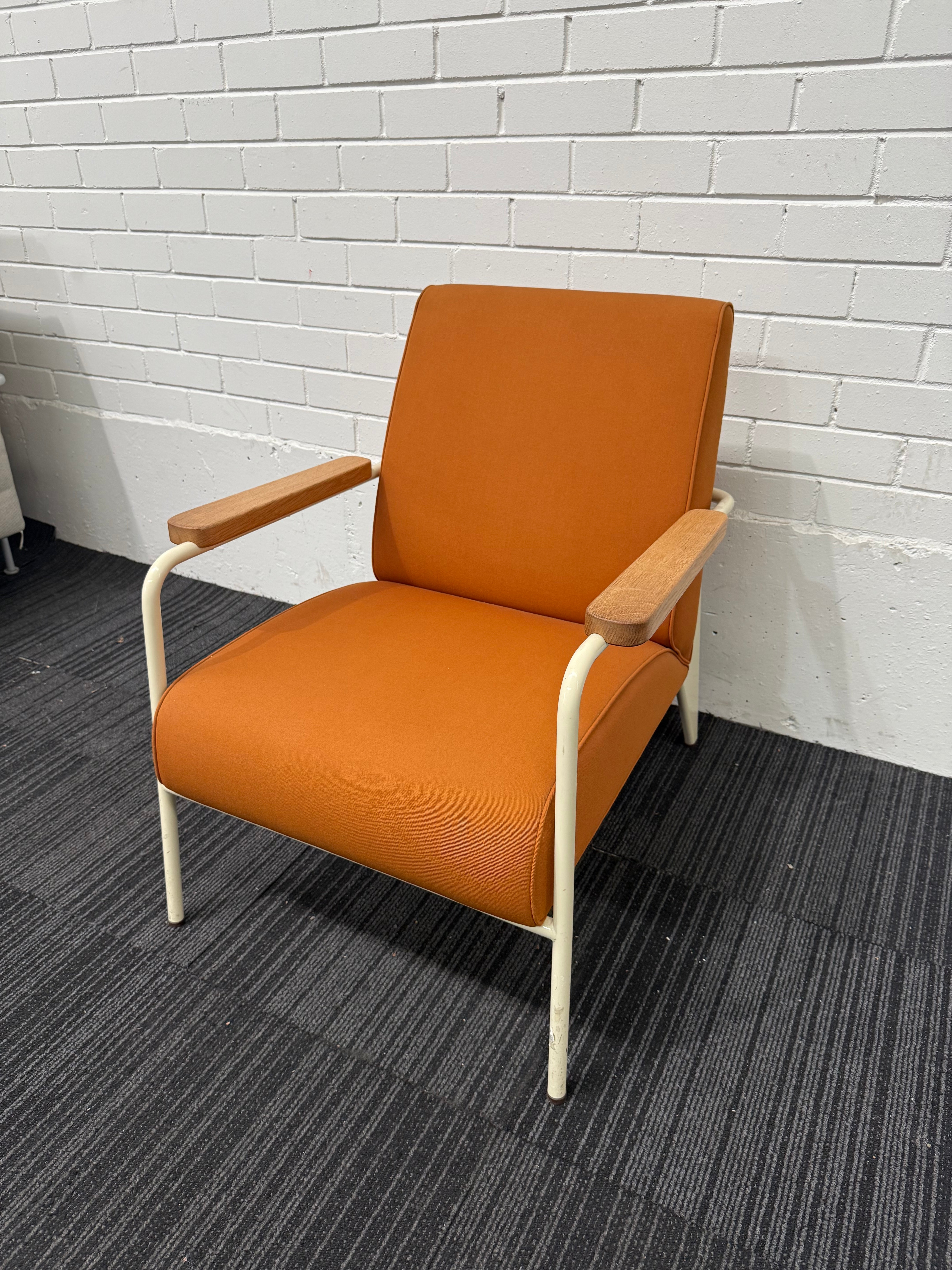 Vitra Fauteuil de Salon by Jean Prouvé Armchair – Ecru Frame, Twill Cognac Upholstery, Natural Oak Armrests