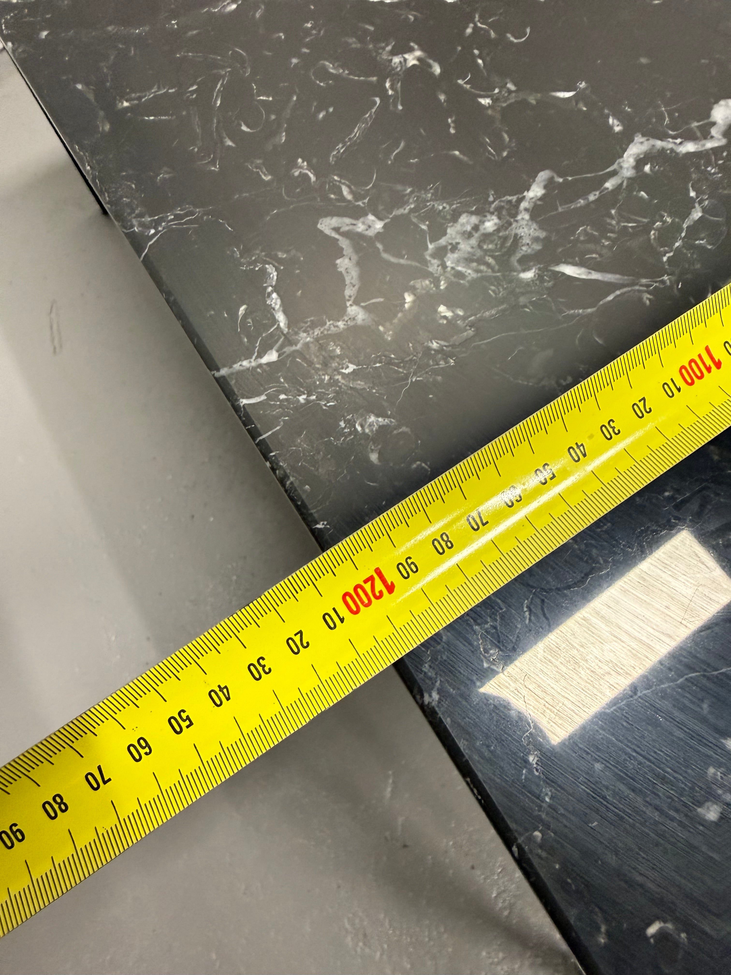 Minotti Calder Coffee Table – Marble Top / Metal Base