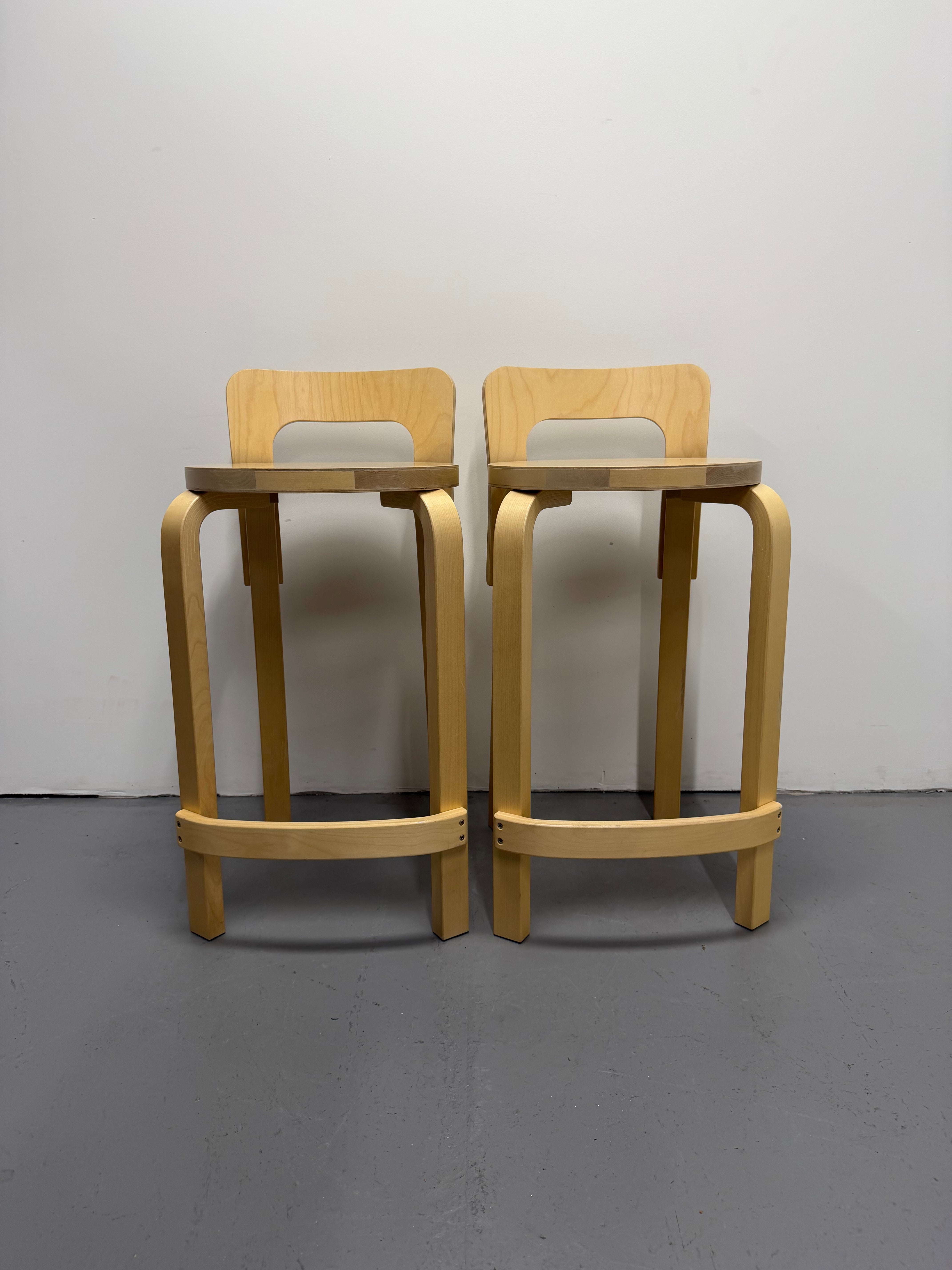 Artek Low Bar Stool K65 by Alvar Aalto – Natural Birch