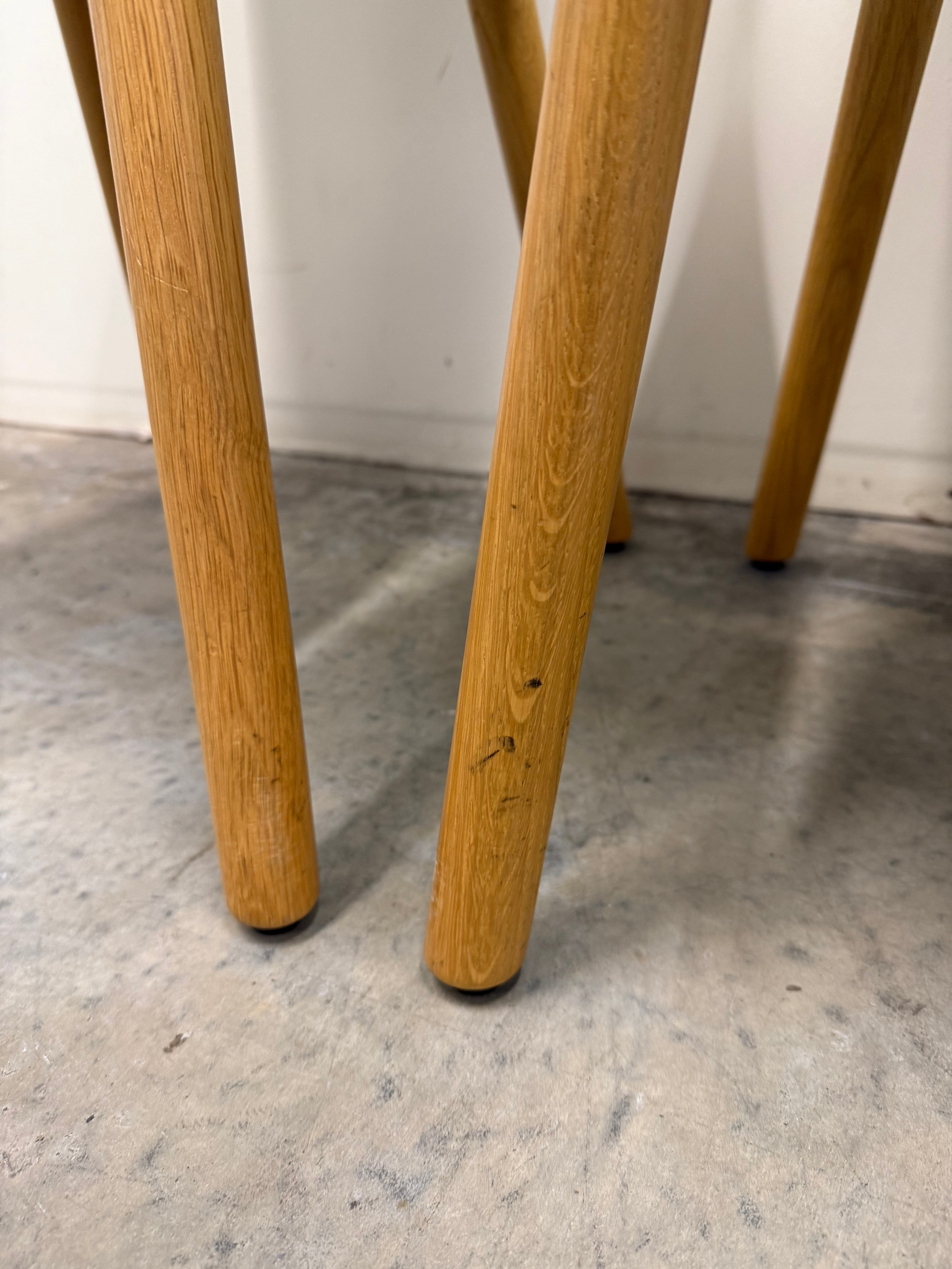 Vitra HAL Wood Chair – Light Blue Seat with Oak Legs by Jasper Morrison