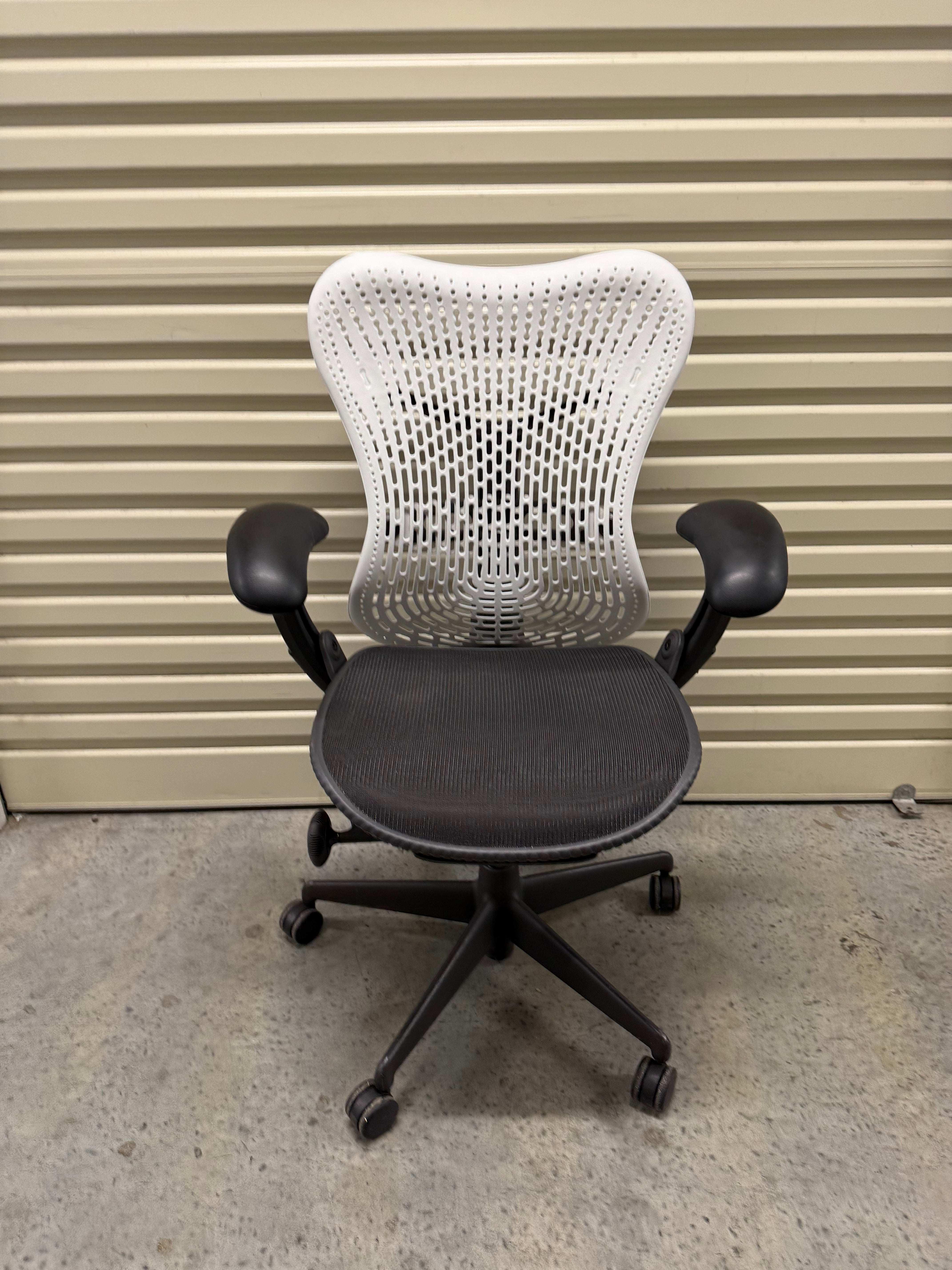 Herman Miller Mirra Chair - Armrest – Custom Build (New Alpine White Back, Grey Seat)