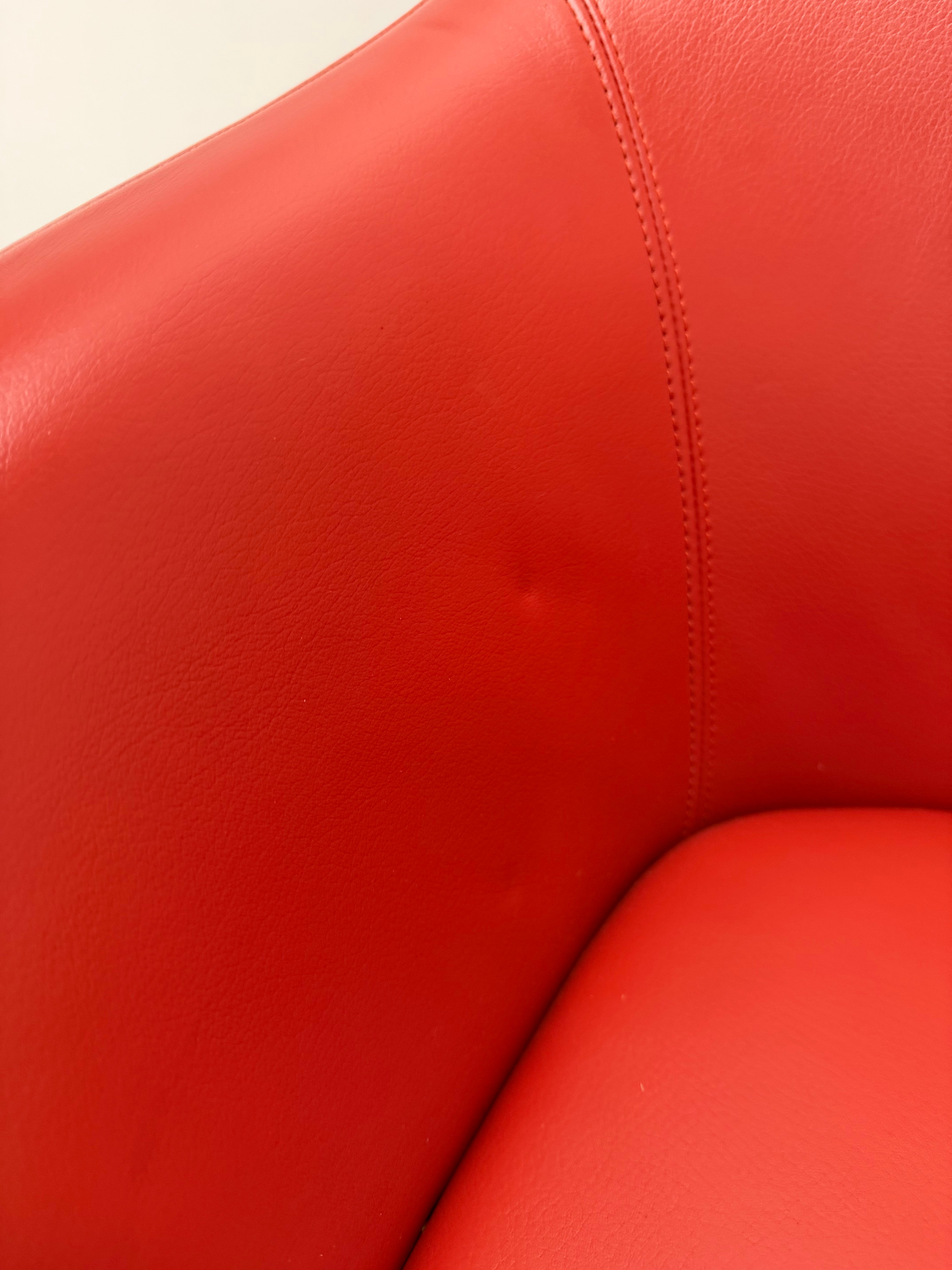 Walter Knoll Turtle Chair – Red Leather