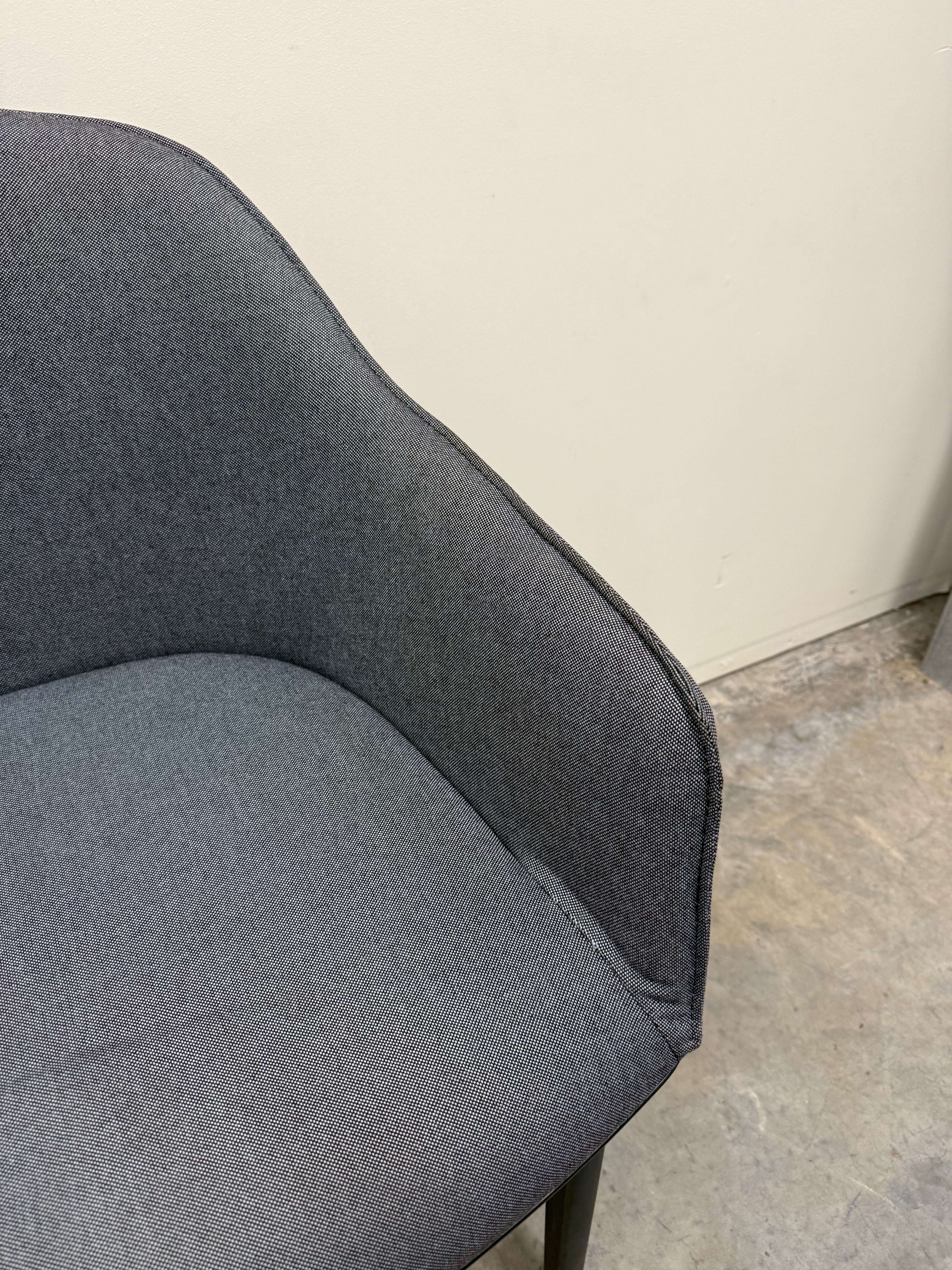 Vitra Softshell Chair – 4-Leg Base in Grey Fabric